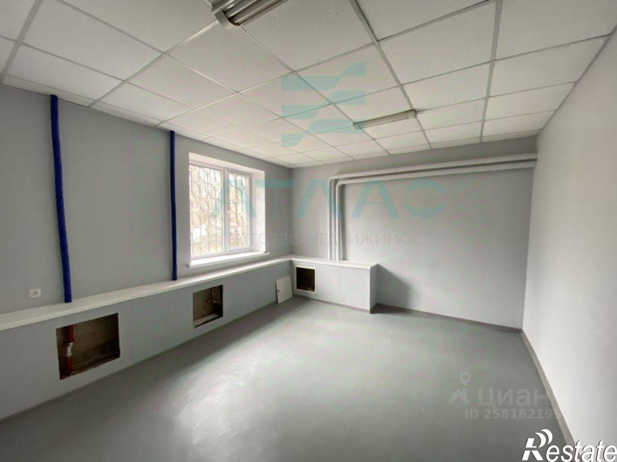 Купить торговое помещение за 15 000 100 рублей на улица Морозова, 13