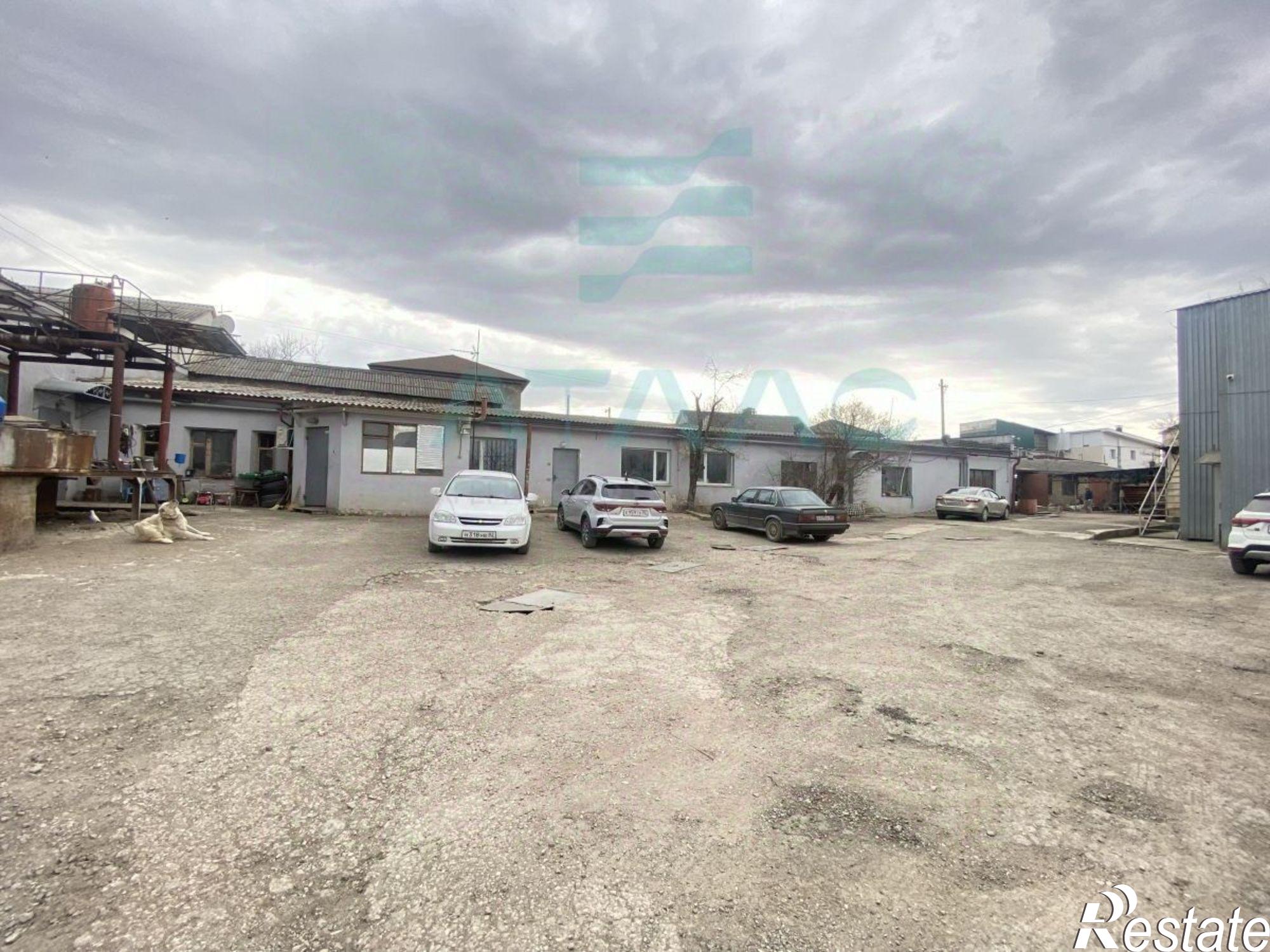 Купить складское помещение за 35 000 200 рублей на улица Чехова, 4