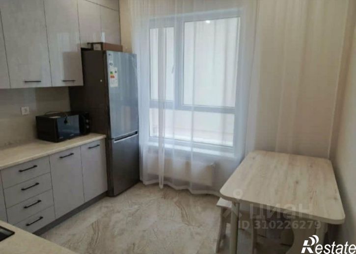 2-комн квартира пр-кт Александра Суворова, 97,  д. 97