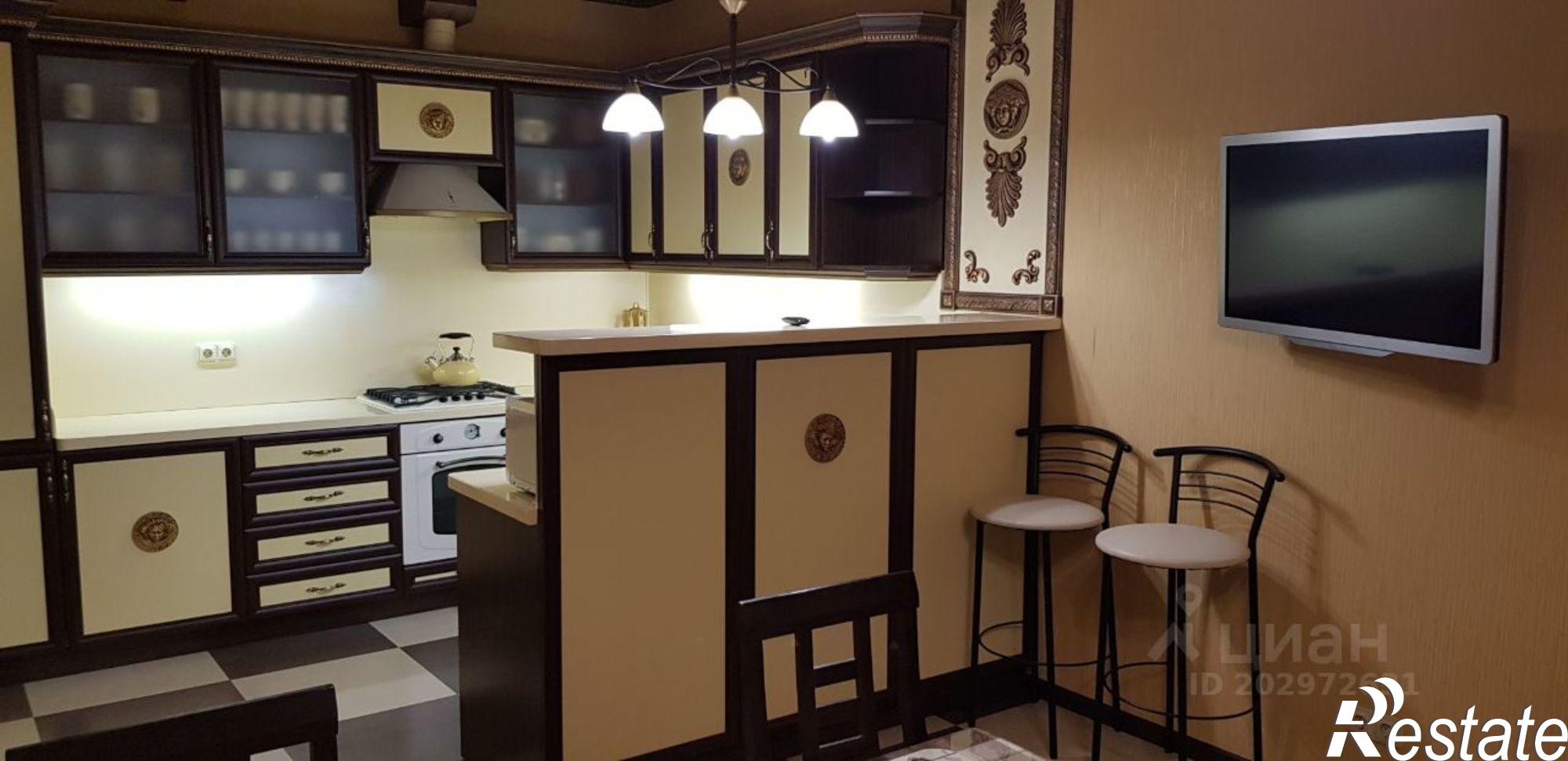 Сдать квартиру за 50 000 рублей на улица Тренёва, 21