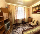 1-комн, 30кв м, этаж 1/4 ул Севастопольская, 80/3