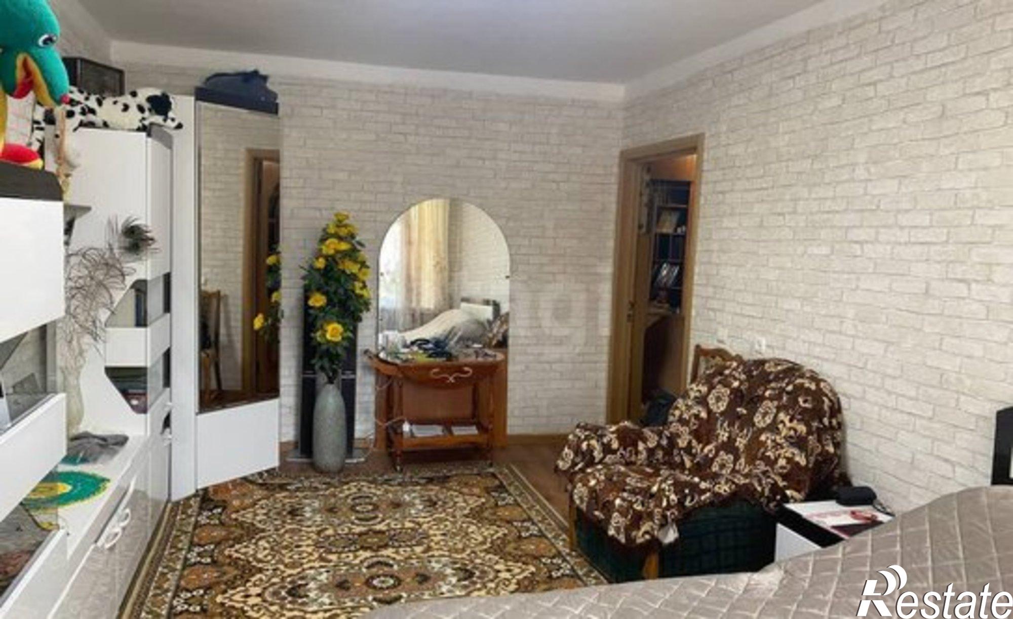 Купить квартиру за 10 000 000 рублей на улица 1-й Конной Армии, 21А