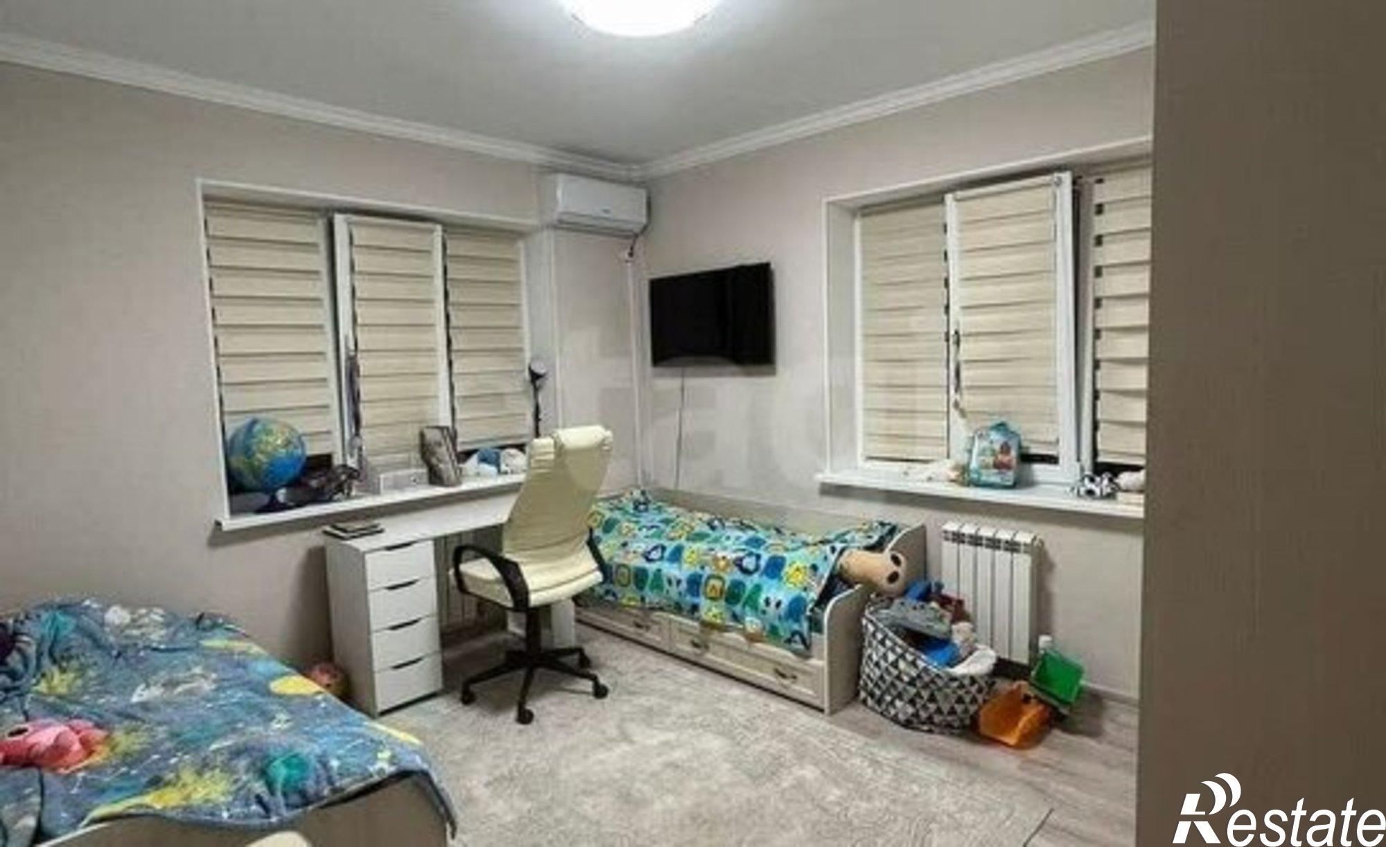 Купить квартиру за 9 800 000 рублей на ул Индустриальная, 43