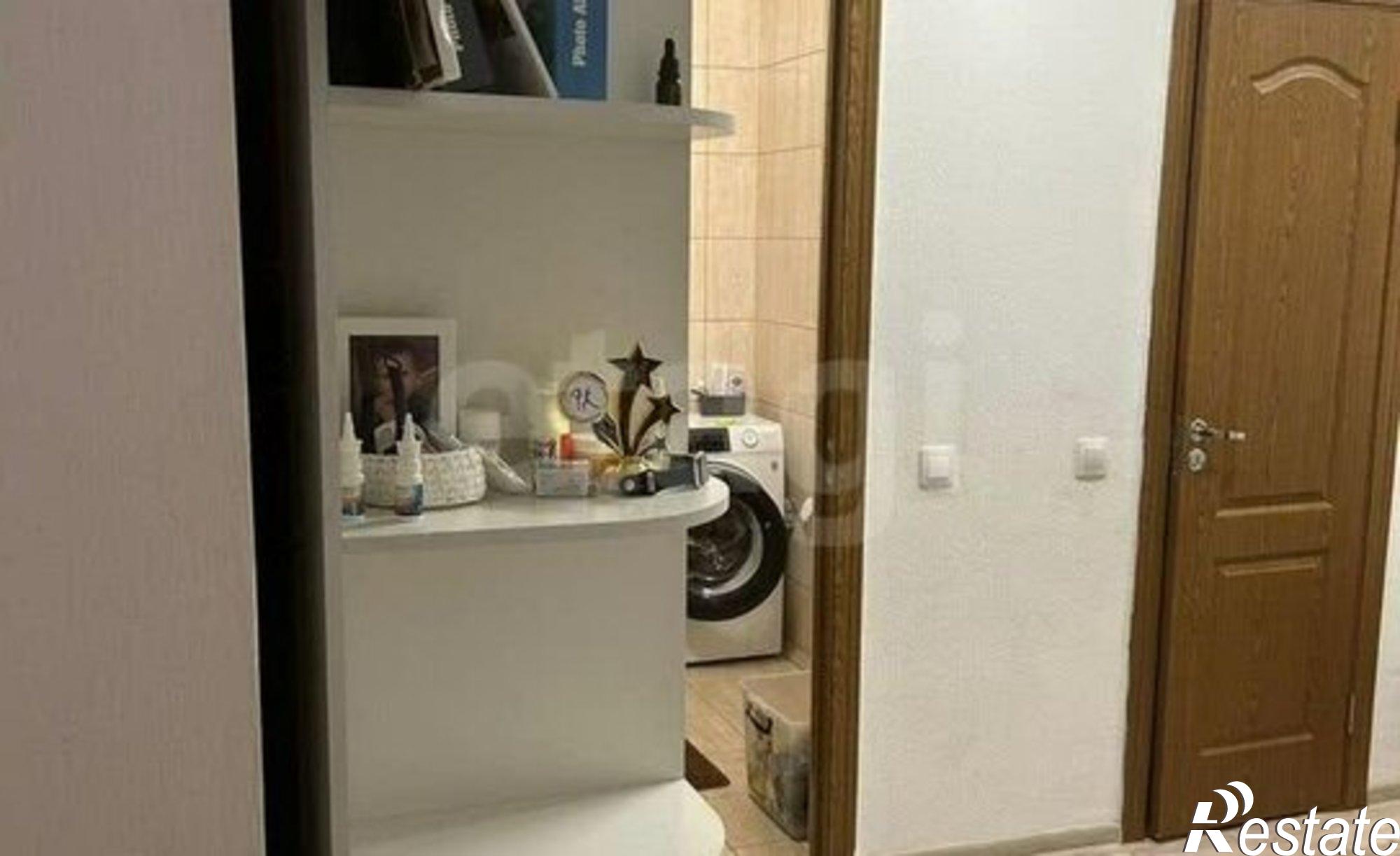 Купить квартиру за 9 800 000 рублей на ул Индустриальная, 43