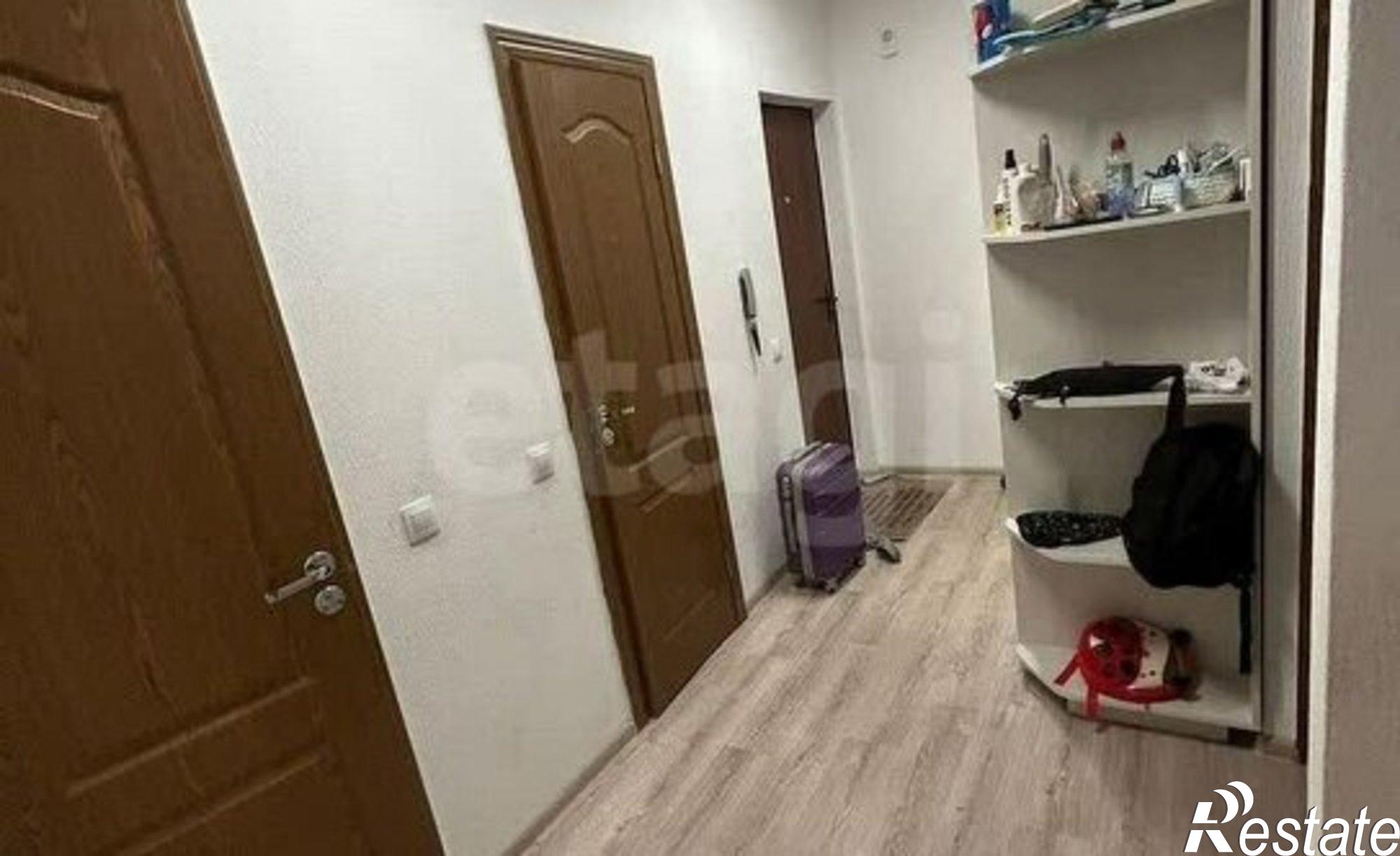 Купить квартиру за 9 800 000 рублей на ул Индустриальная, 43