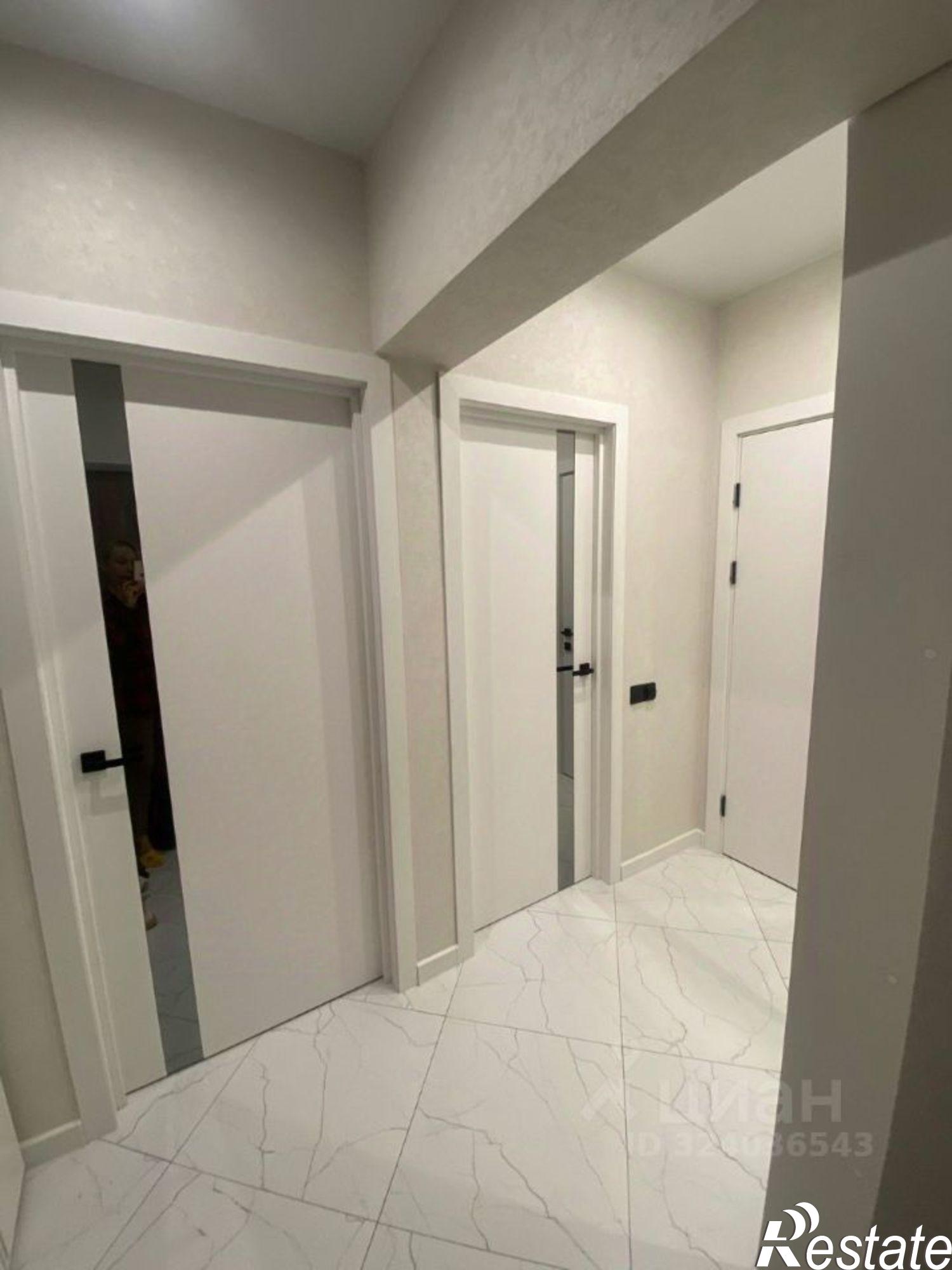 Купить квартиру за 9 000 000 рублей на пр-кт Александра Суворова, 3