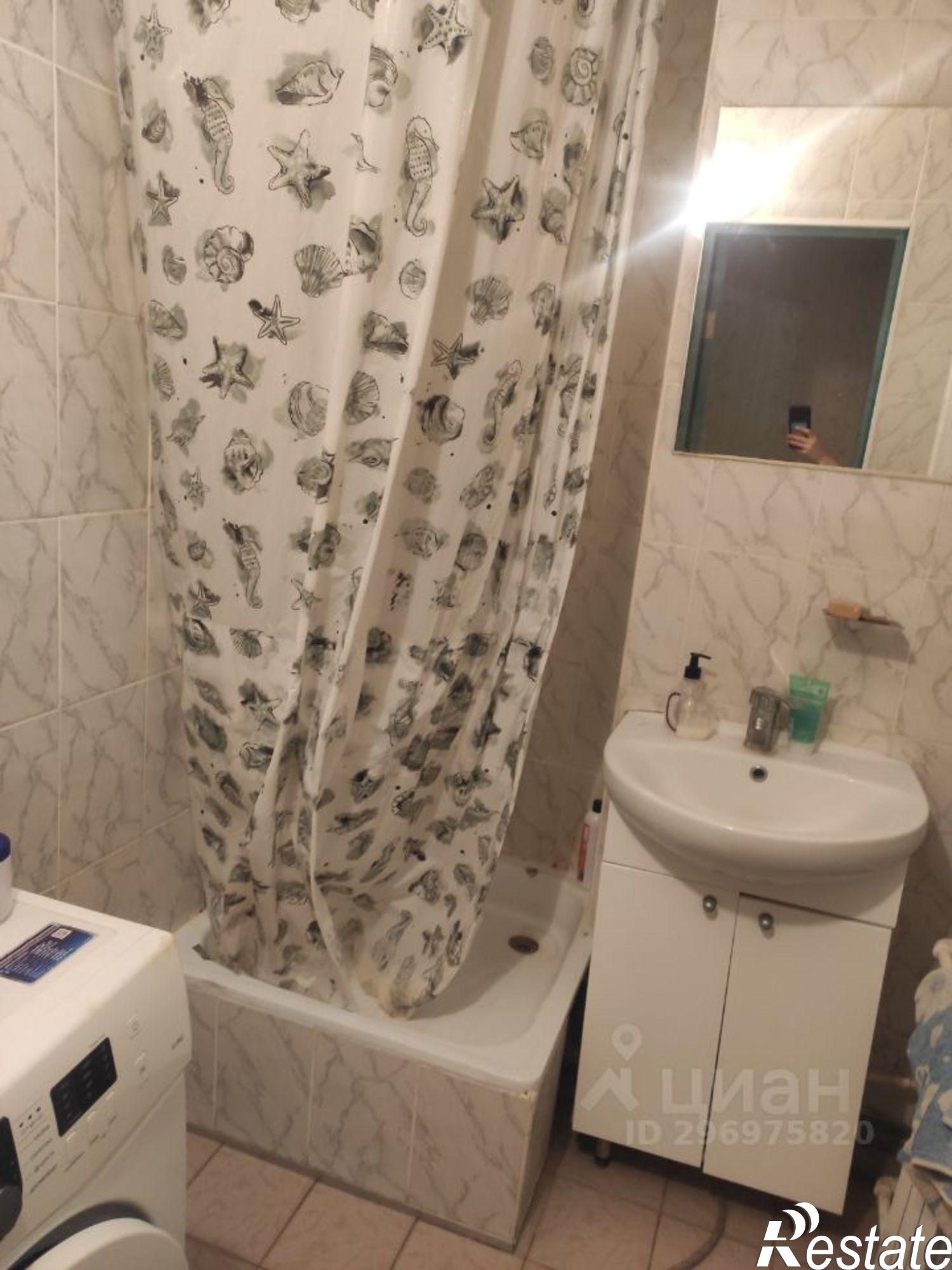 Сдать комнату за 10 000 рублей на улица Лексина, 48