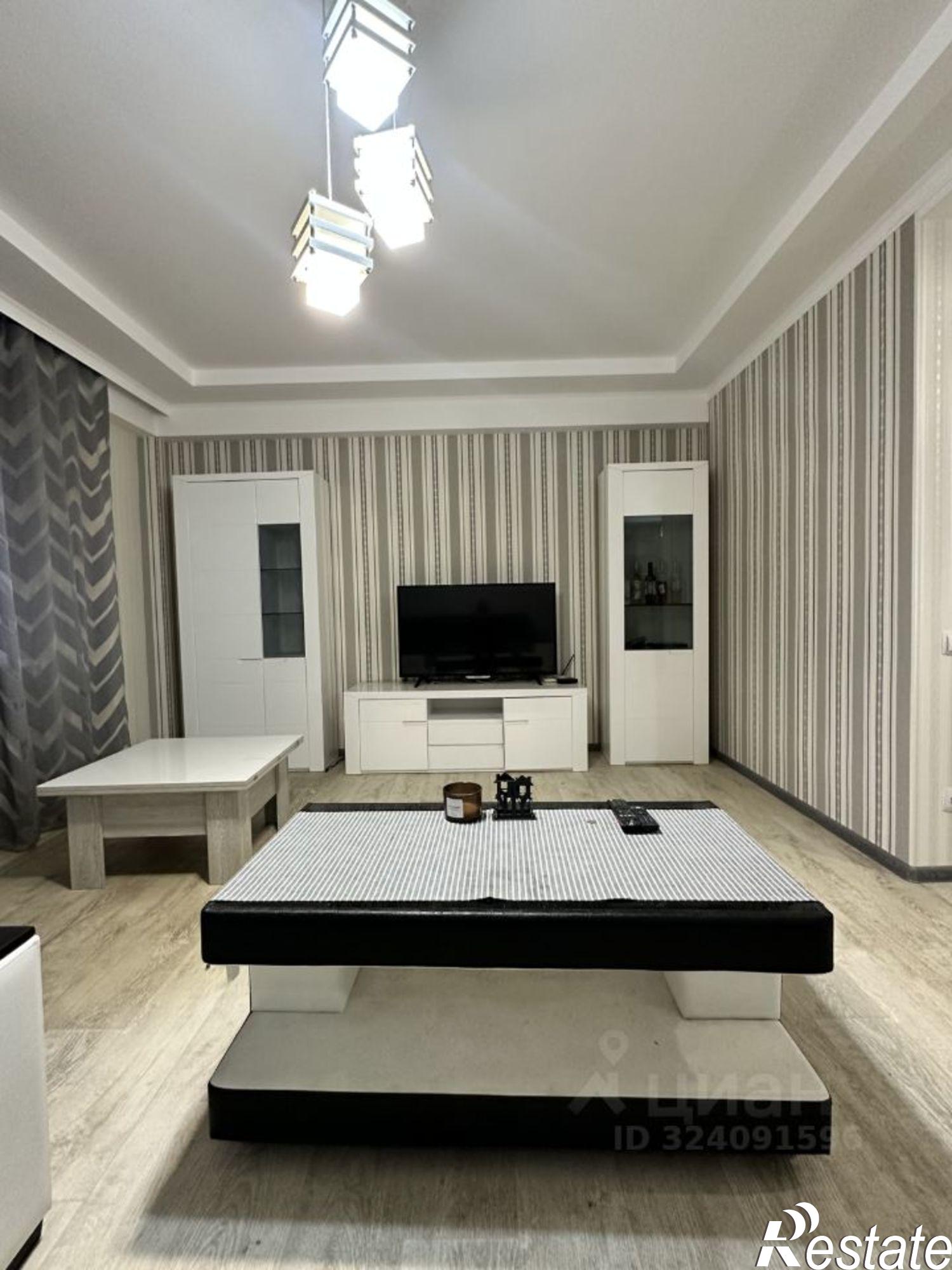 Сдать квартиру за 60 000 рублей на пр-кт Победы, 36