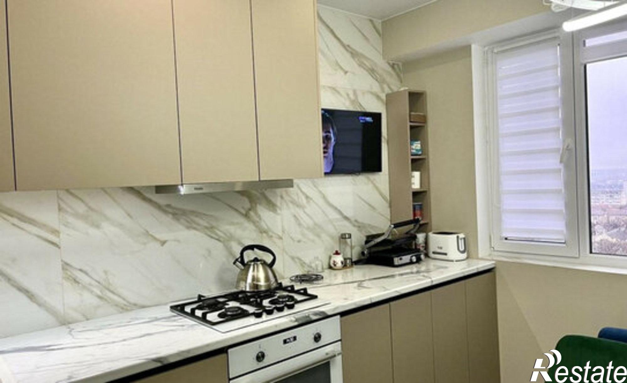 Купить квартиру за 12 900 000 рублей на улица 51-й Армии, 124