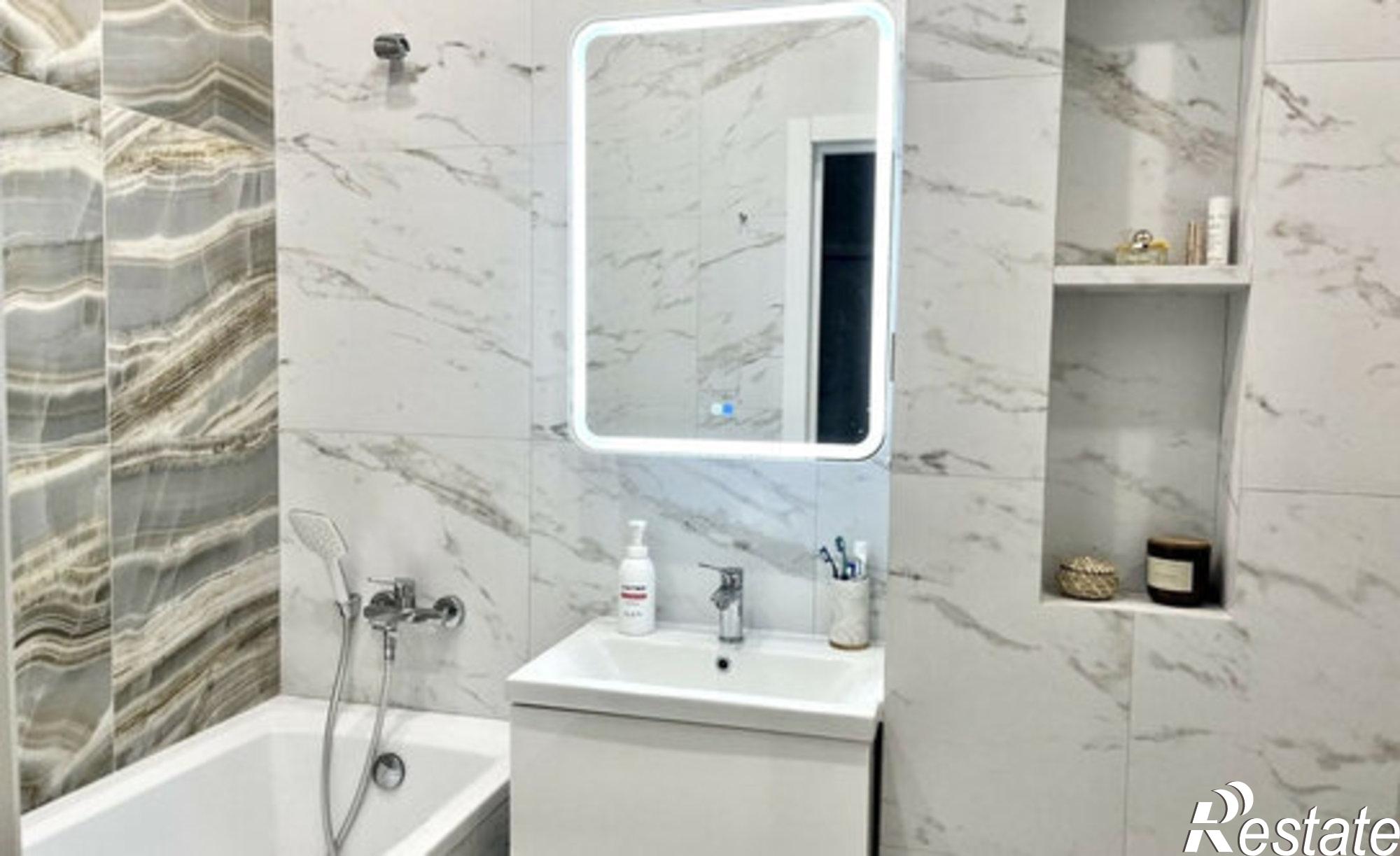 Купить квартиру за 12 900 000 рублей на улица 51-й Армии, 124