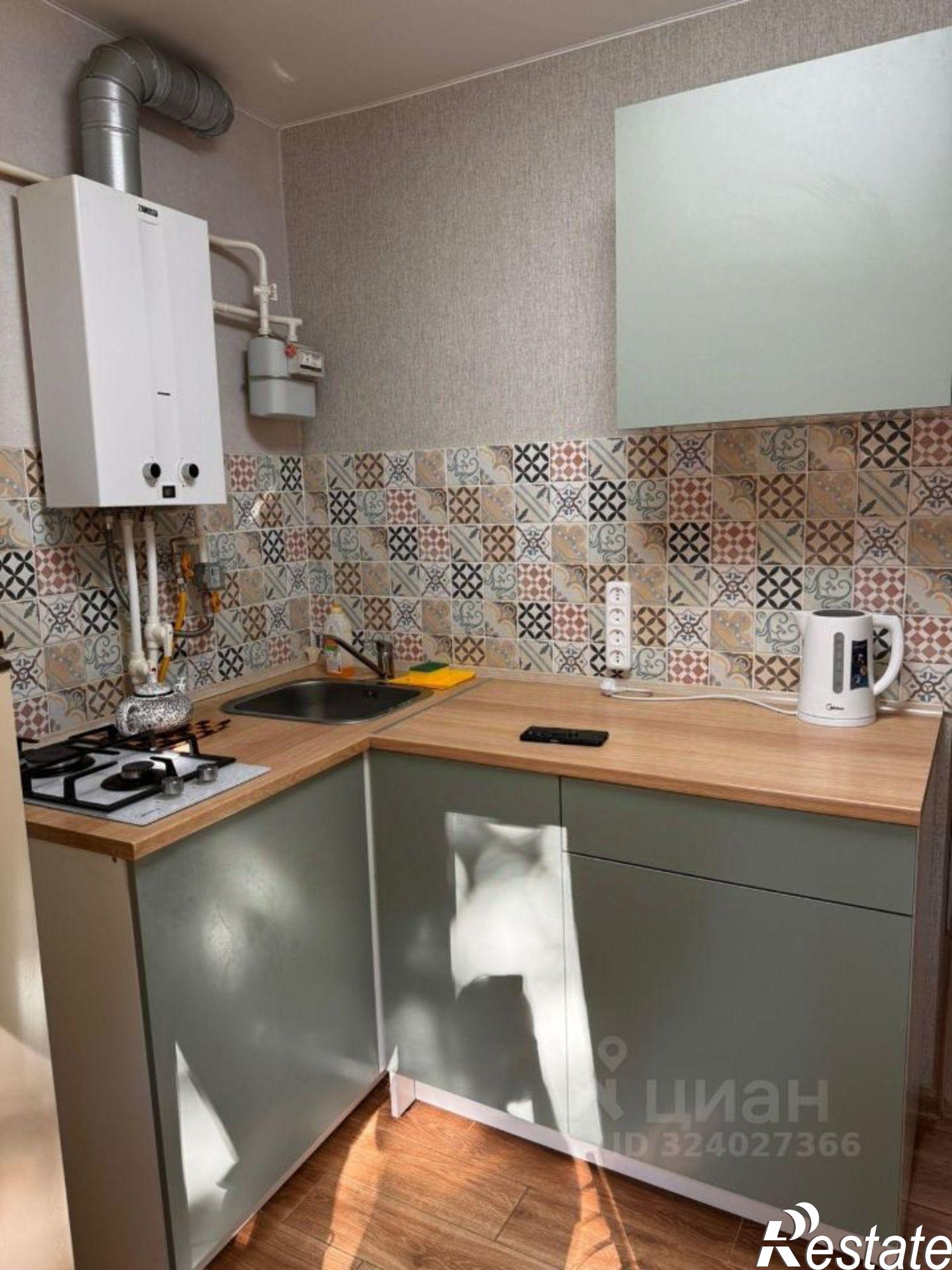 Сдать квартиру за 40 000 рублей на ул Кечкеметская, 87