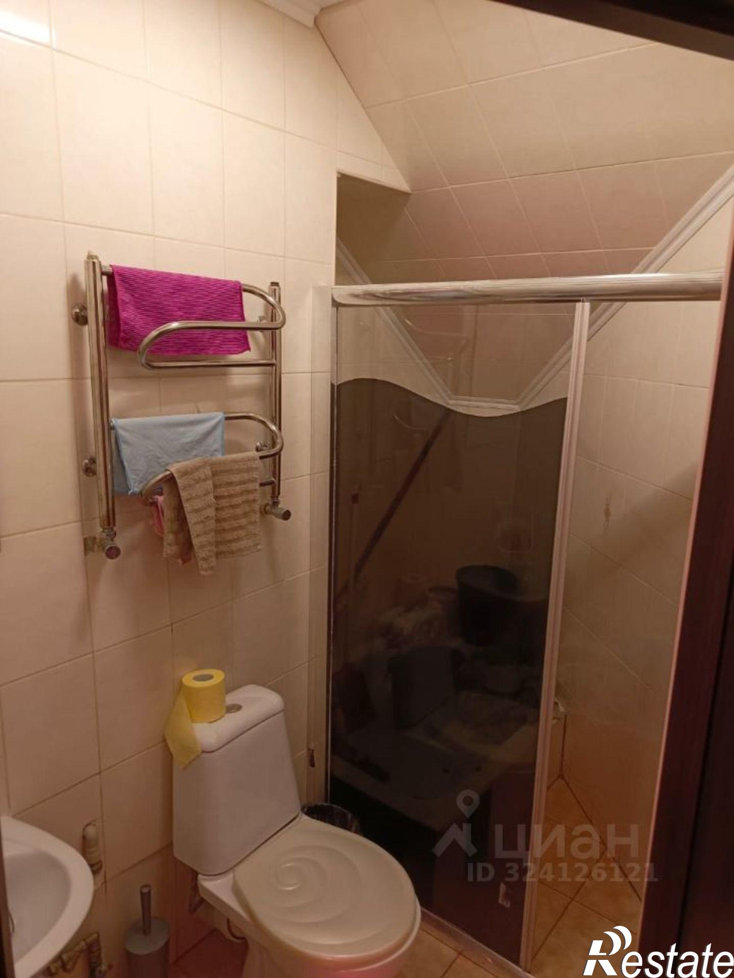 Купить квартиру за 15 000 000 рублей на Большевистская улица, 28/9