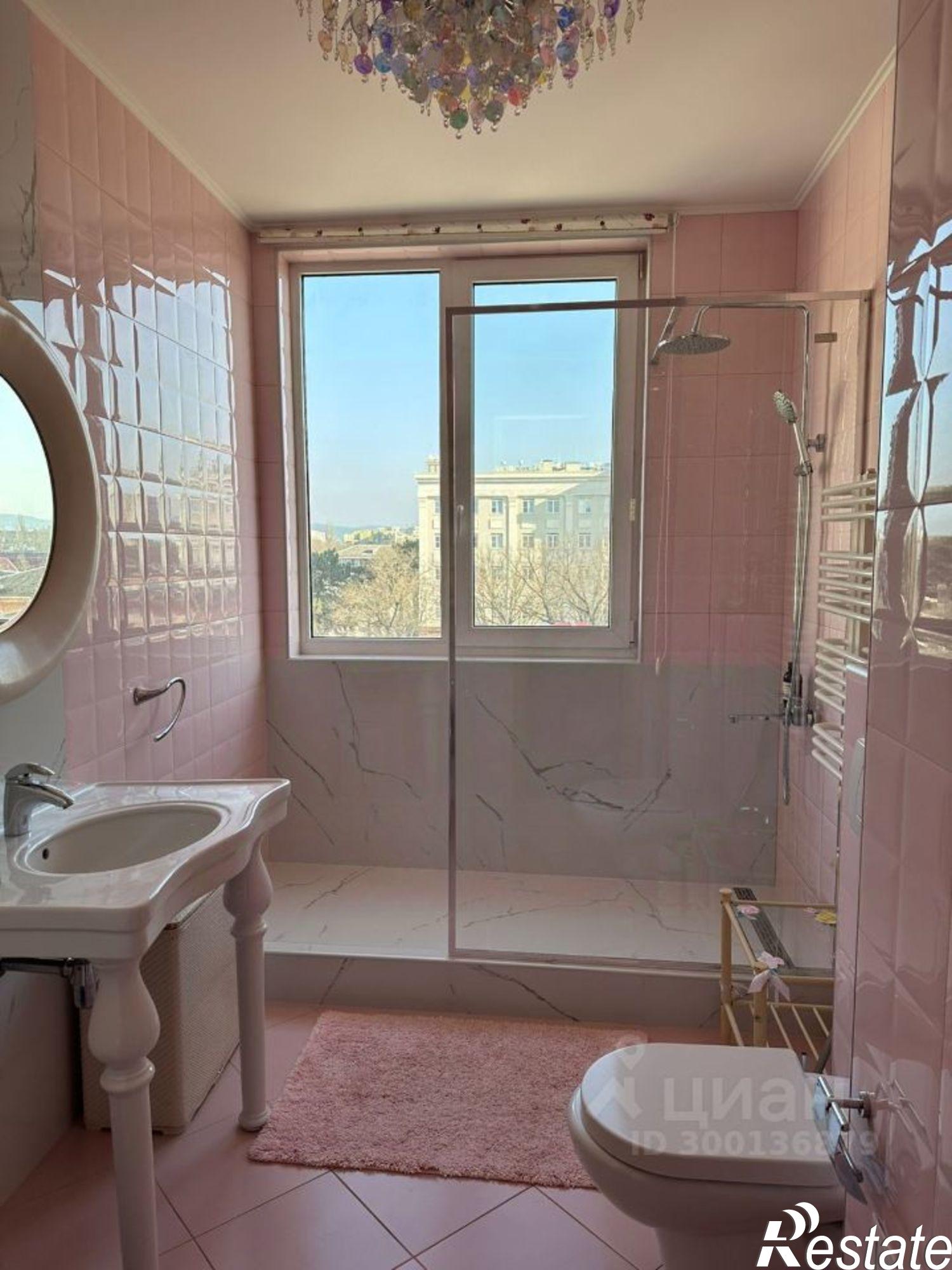 Купить квартиру за 20 500 000 рублей на ул Шполянской, 11