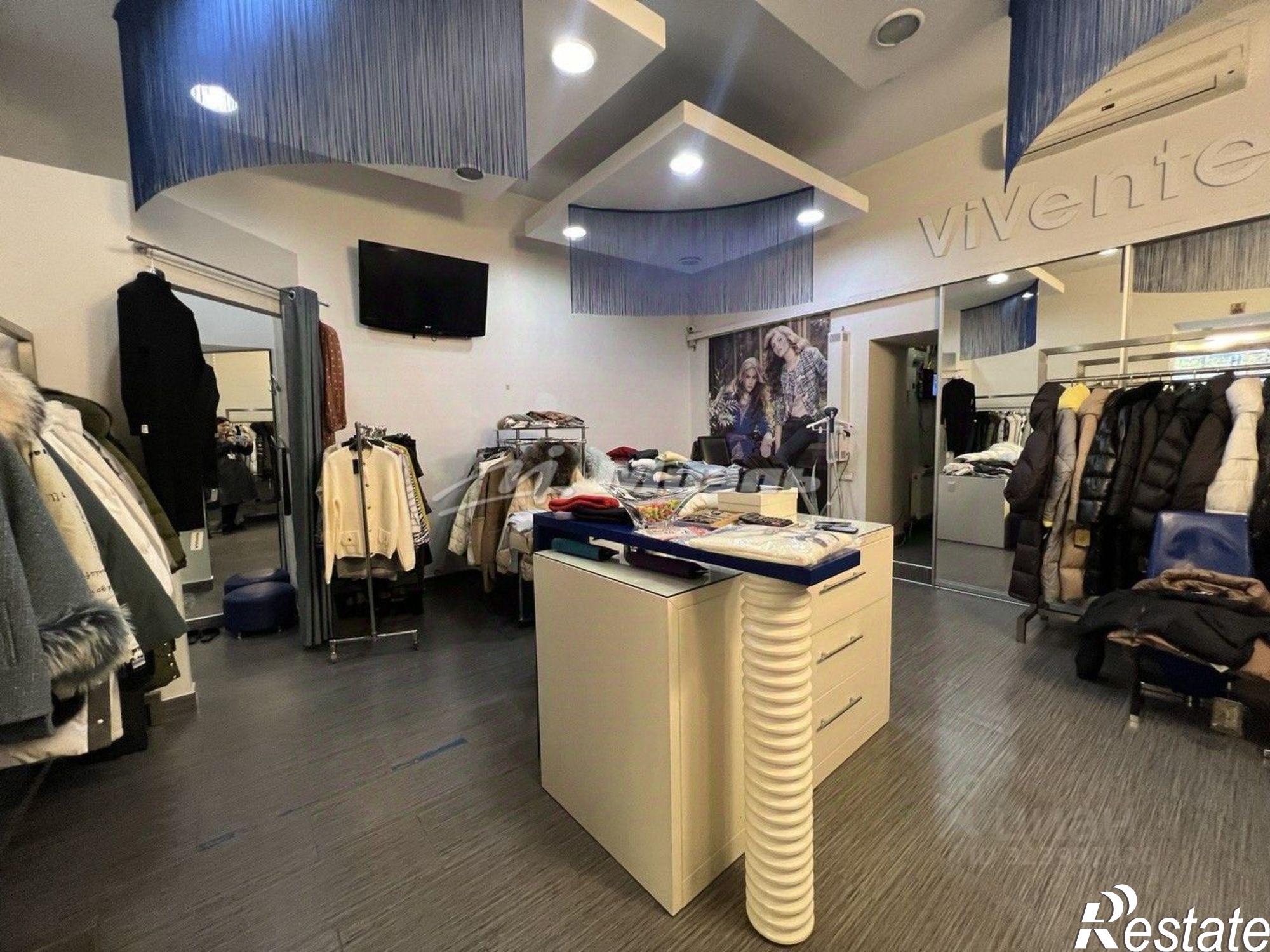 Купить квартиру за 18 600 000 рублей на ул Екатерининская, 42