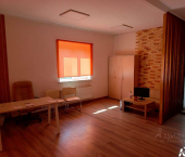 6-комн, 197кв м, этаж 2/3 Большевистская улица, 28/9