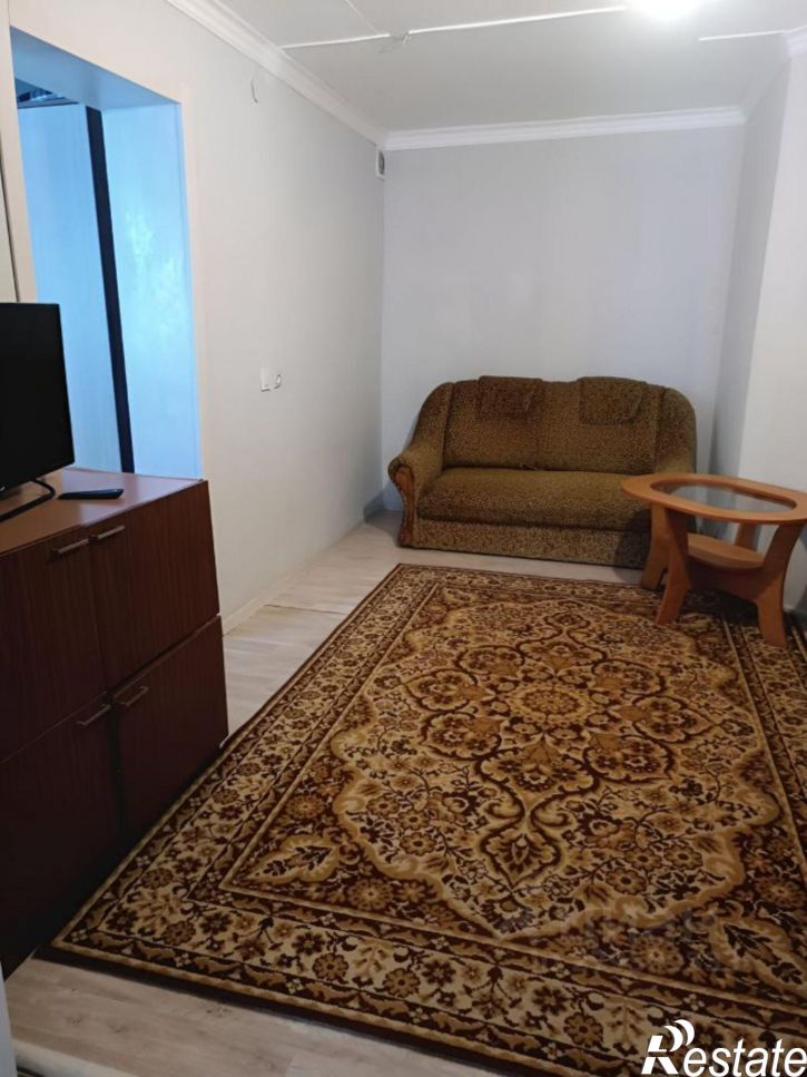 2-комн квартира пр-кт Победы, 384,  д. 384