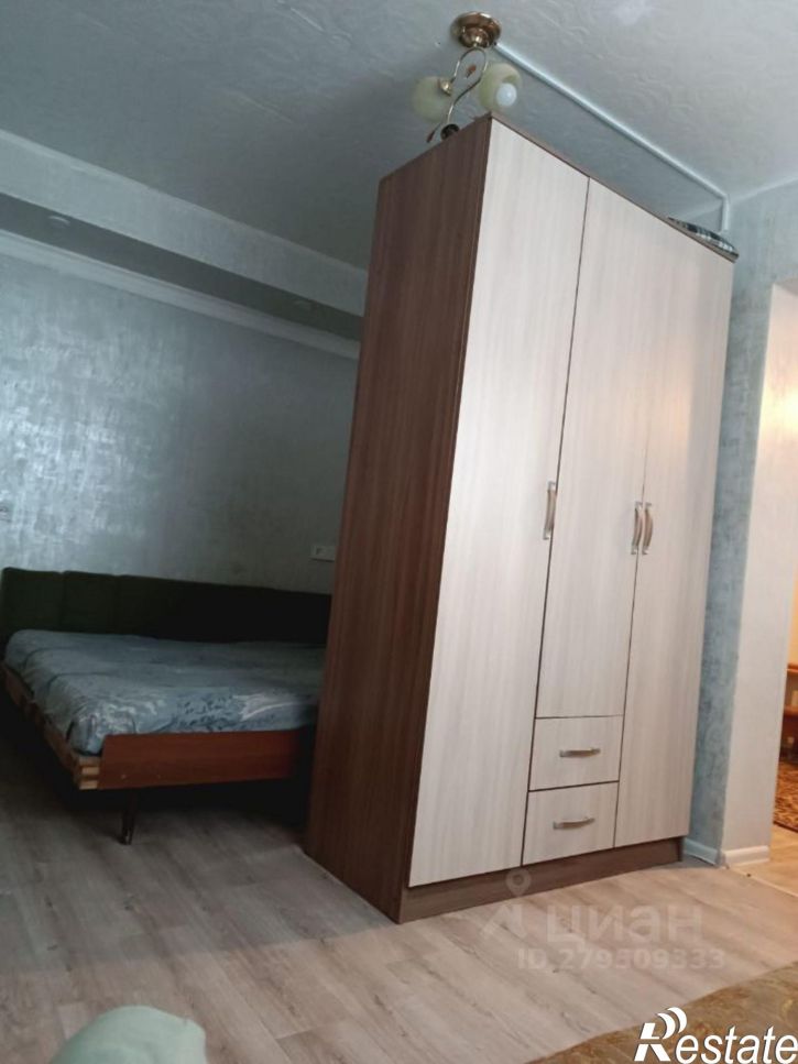 2-комн квартира пр-кт Победы, 384,  д. 384