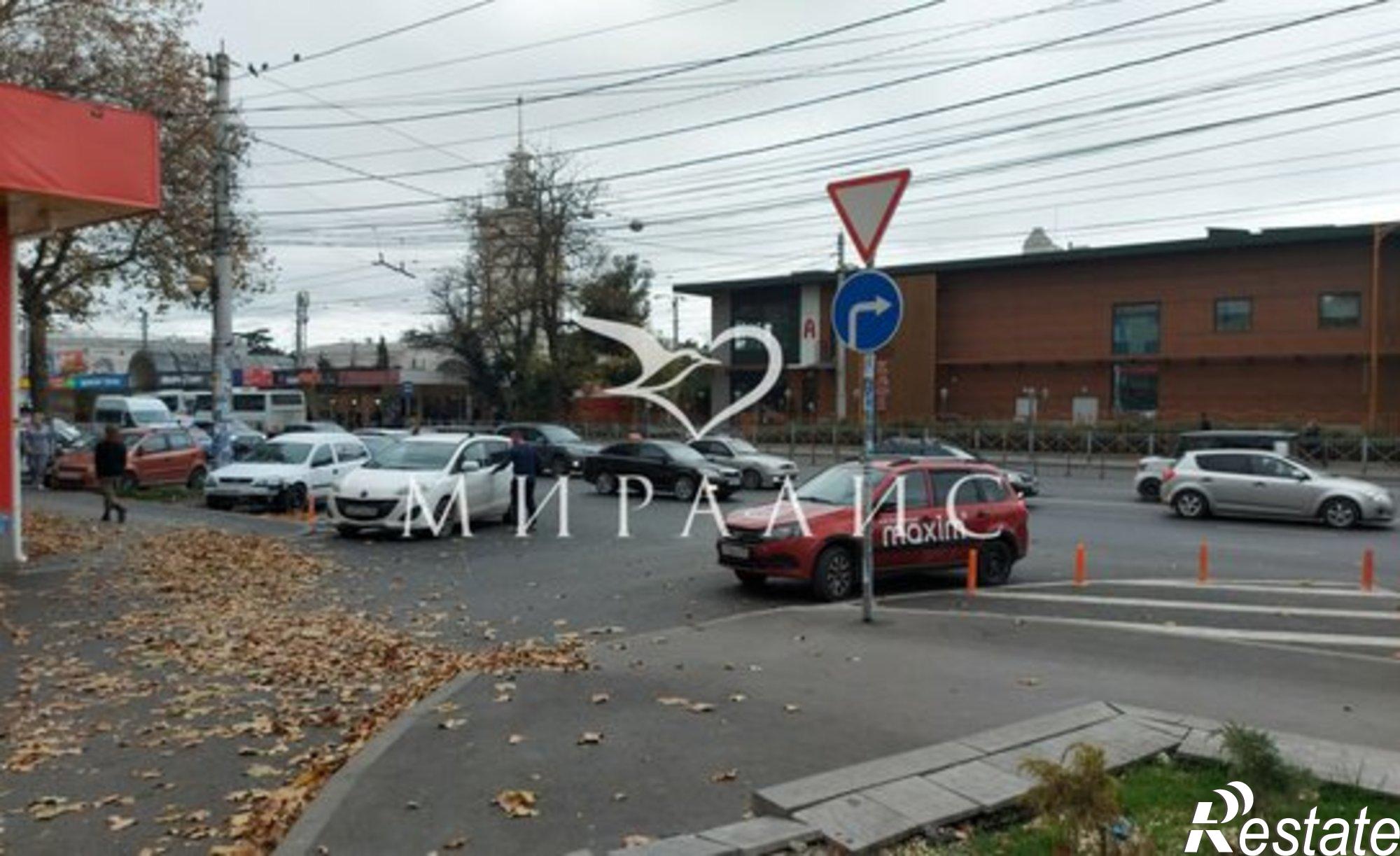 Купить квартиру за 5 190 000 рублей на б-р Ленина, 15/1