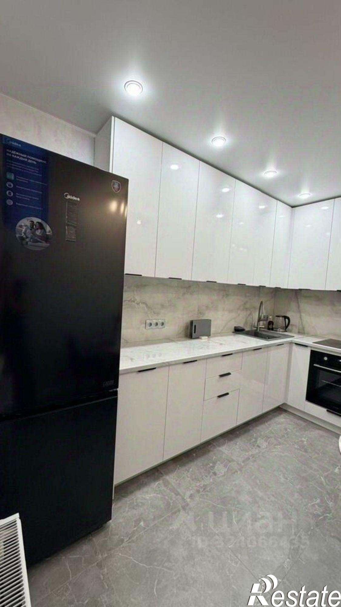 Сдать квартиру за 50 000 рублей на проспект Александра Суворова, 99