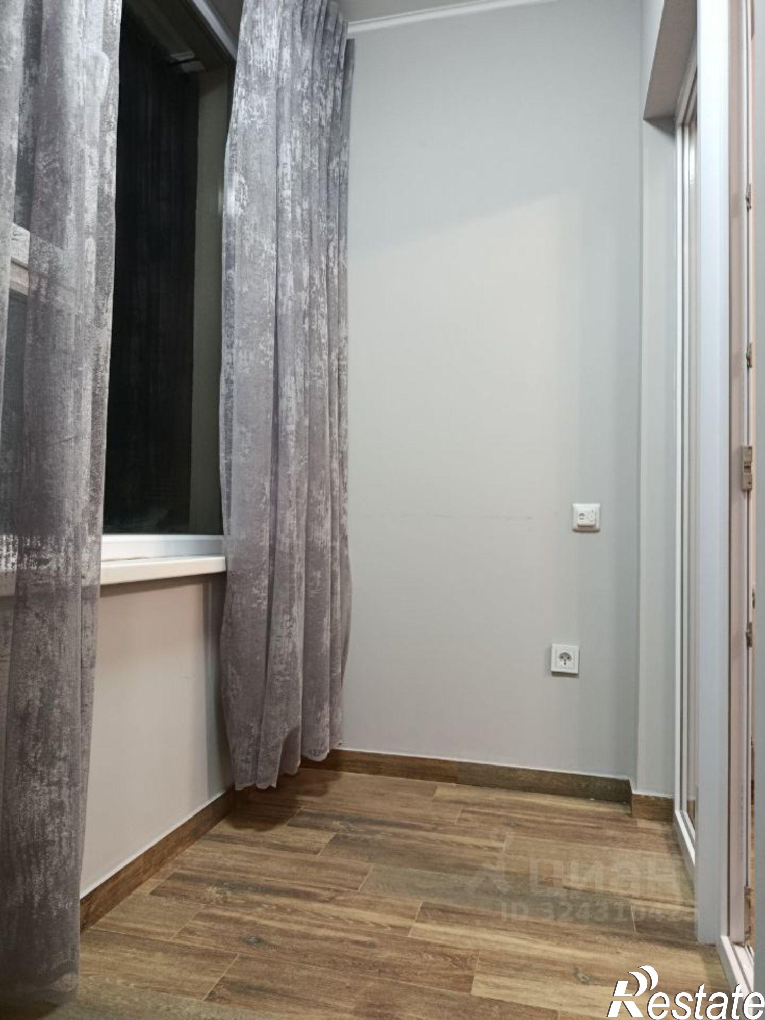 Сдать квартиру за 35 000 рублей на пр-кт Александра Суворова, 103