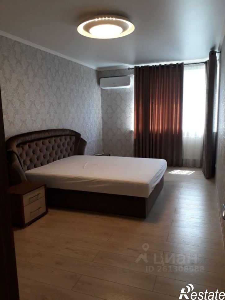 3-комн квартира Набережная улица, 28,  д. 28