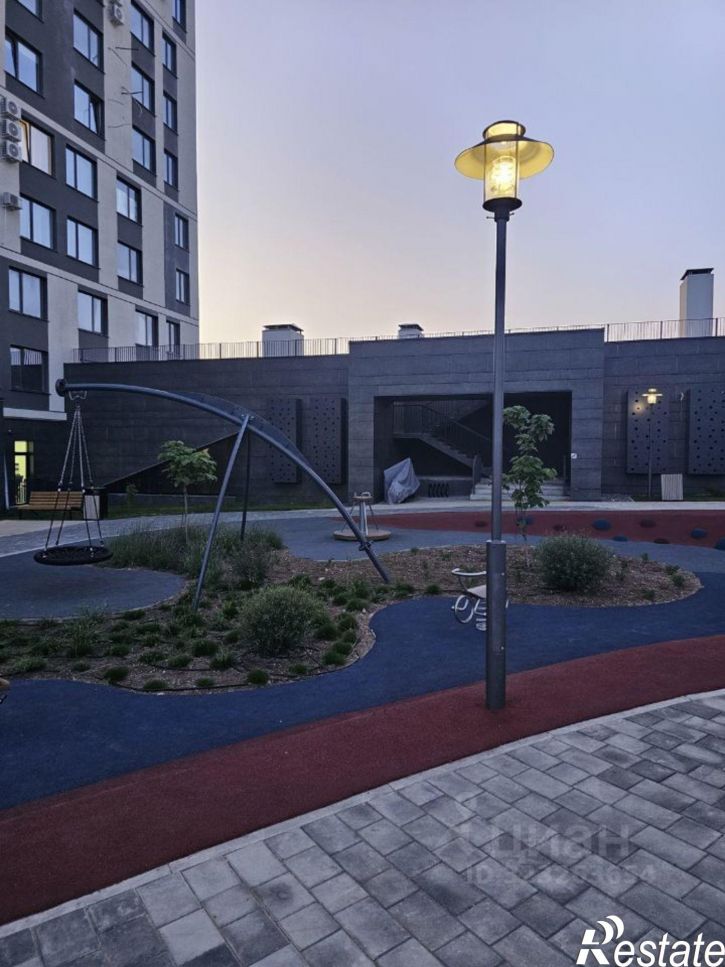 Гараж/парковка проспект Александра Суворова, 105,  д. 105