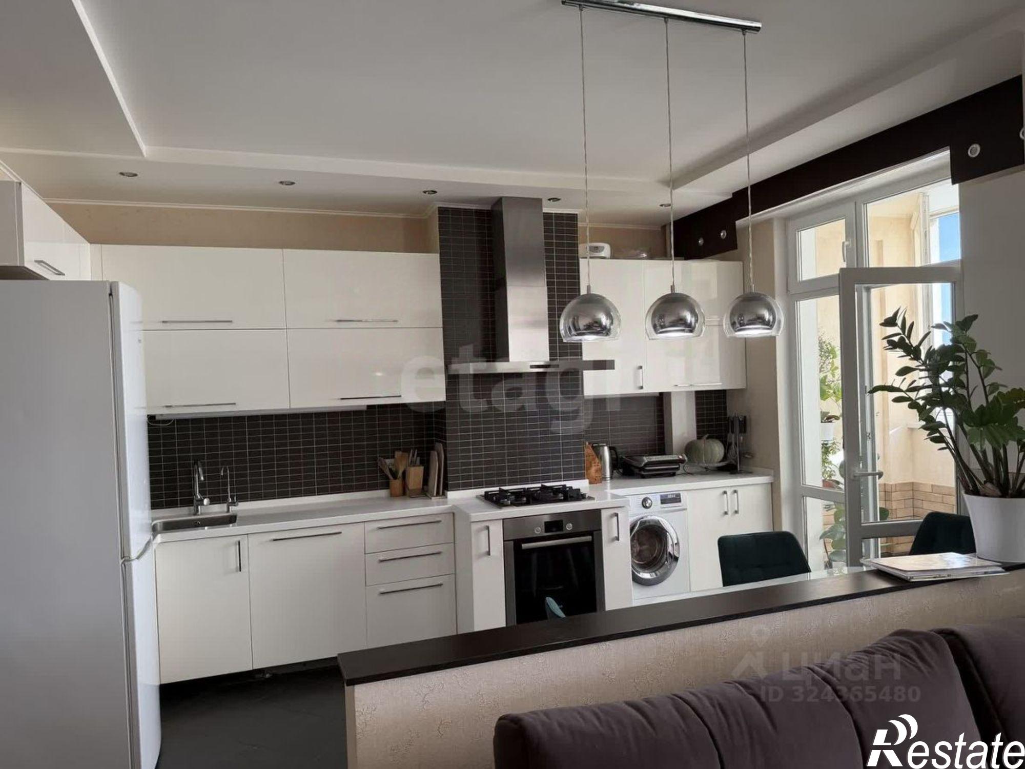 Купить квартиру за 13 000 000 рублей на ул Балаклавская, И66