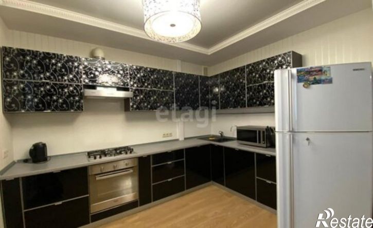 3-комн квартира Большевистская улица, 28/9,  д. 28/9