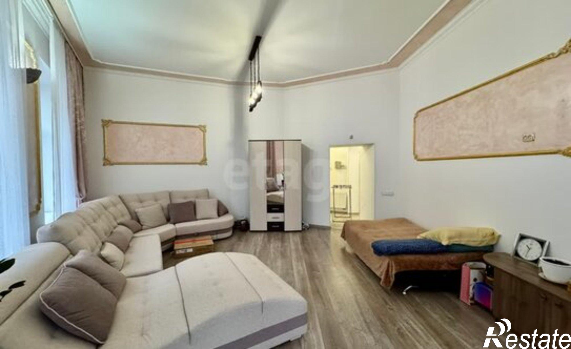 Купить квартиру за 19 000 000 рублей на ул Одесская, 3а