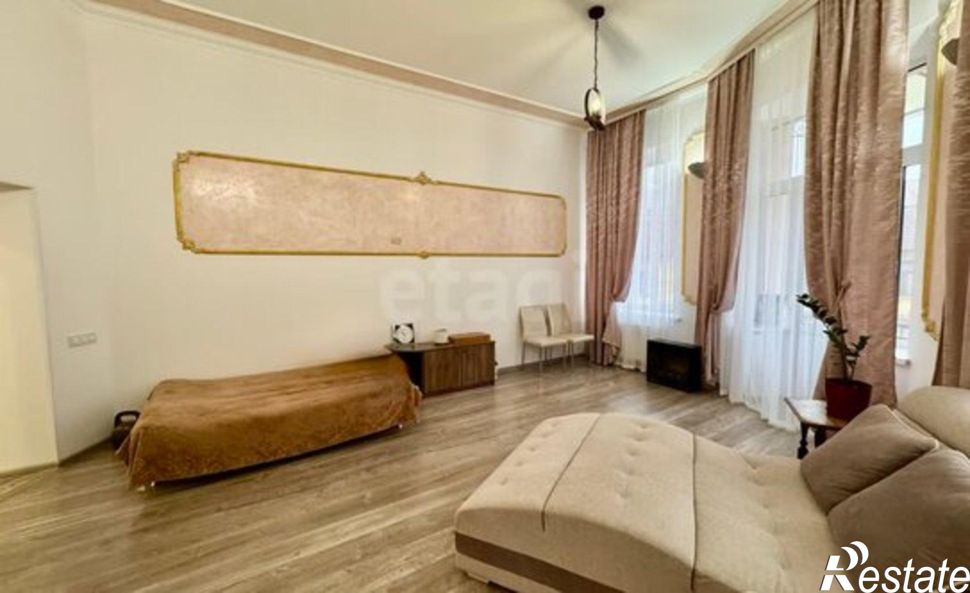 Купить квартиру за 19 000 000 рублей на ул Одесская, 3а