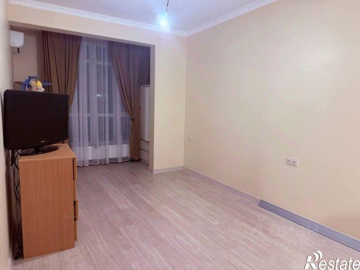 1-комн квартира улица Крымской Весны, 1 к3,  д. 1 к3