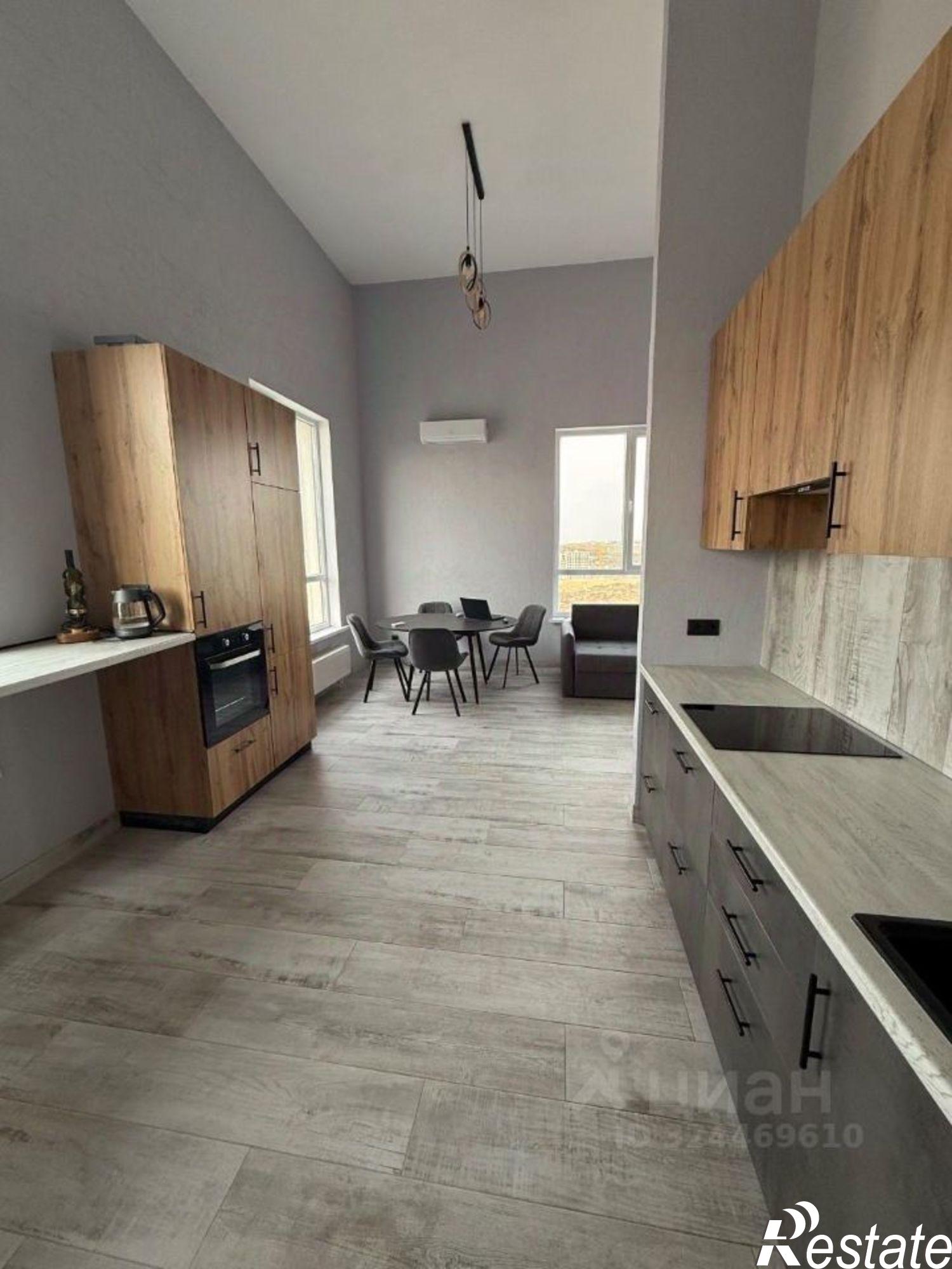 Купить квартиру за 18 500 000 рублей на пр-кт Александра Суворова, 39