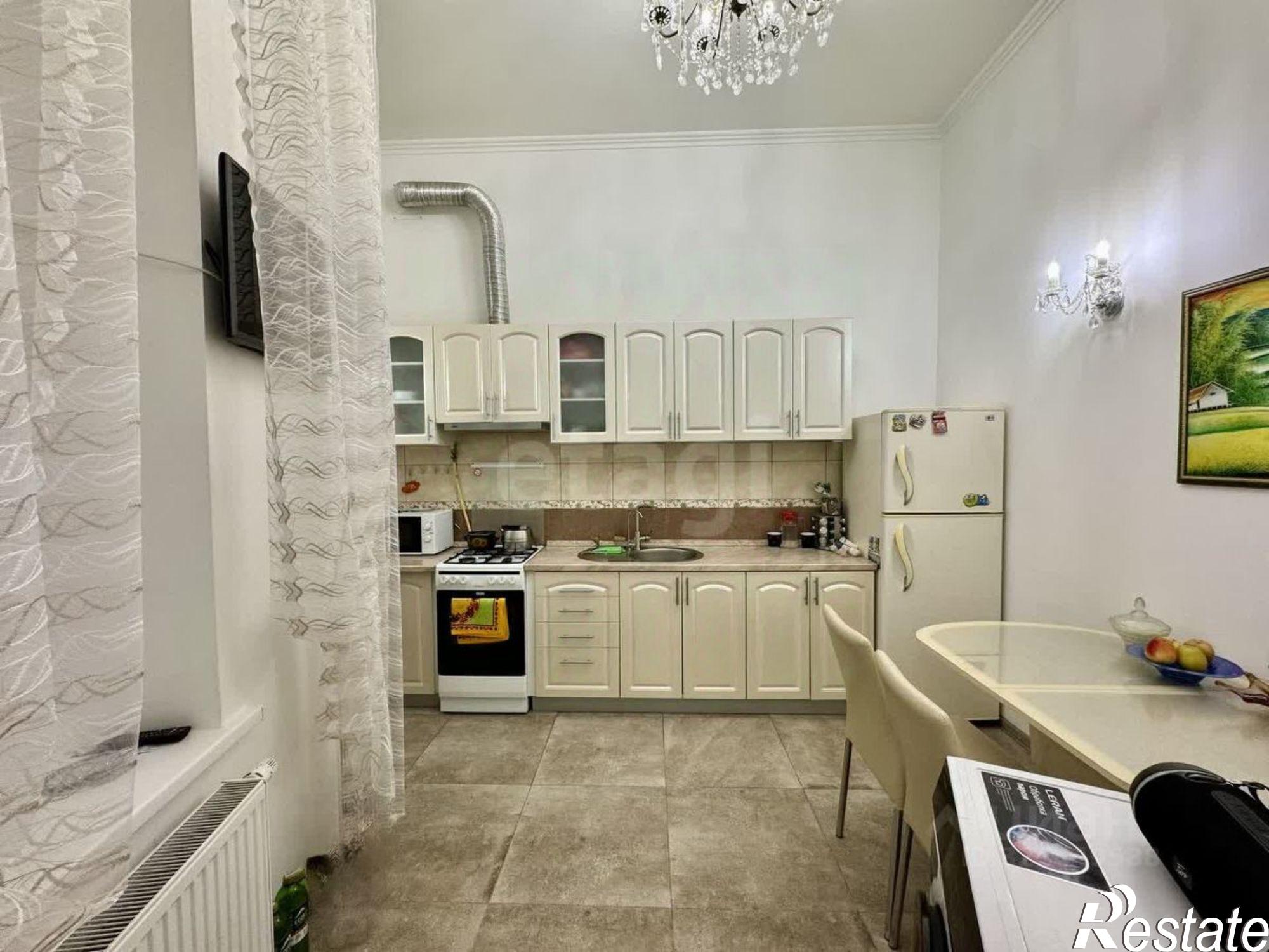 Купить квартиру за 19 000 000 рублей на ул Одесская, 3а