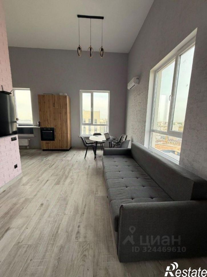 2-комн квартира пр-кт Александра Суворова, 39,  д. 39