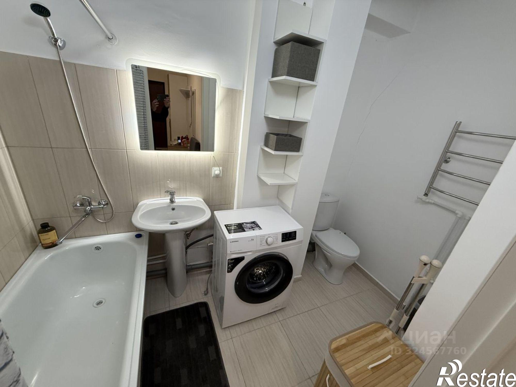 Сдать квартиру за 45 000 рублей на улица 51-й Армии, 124