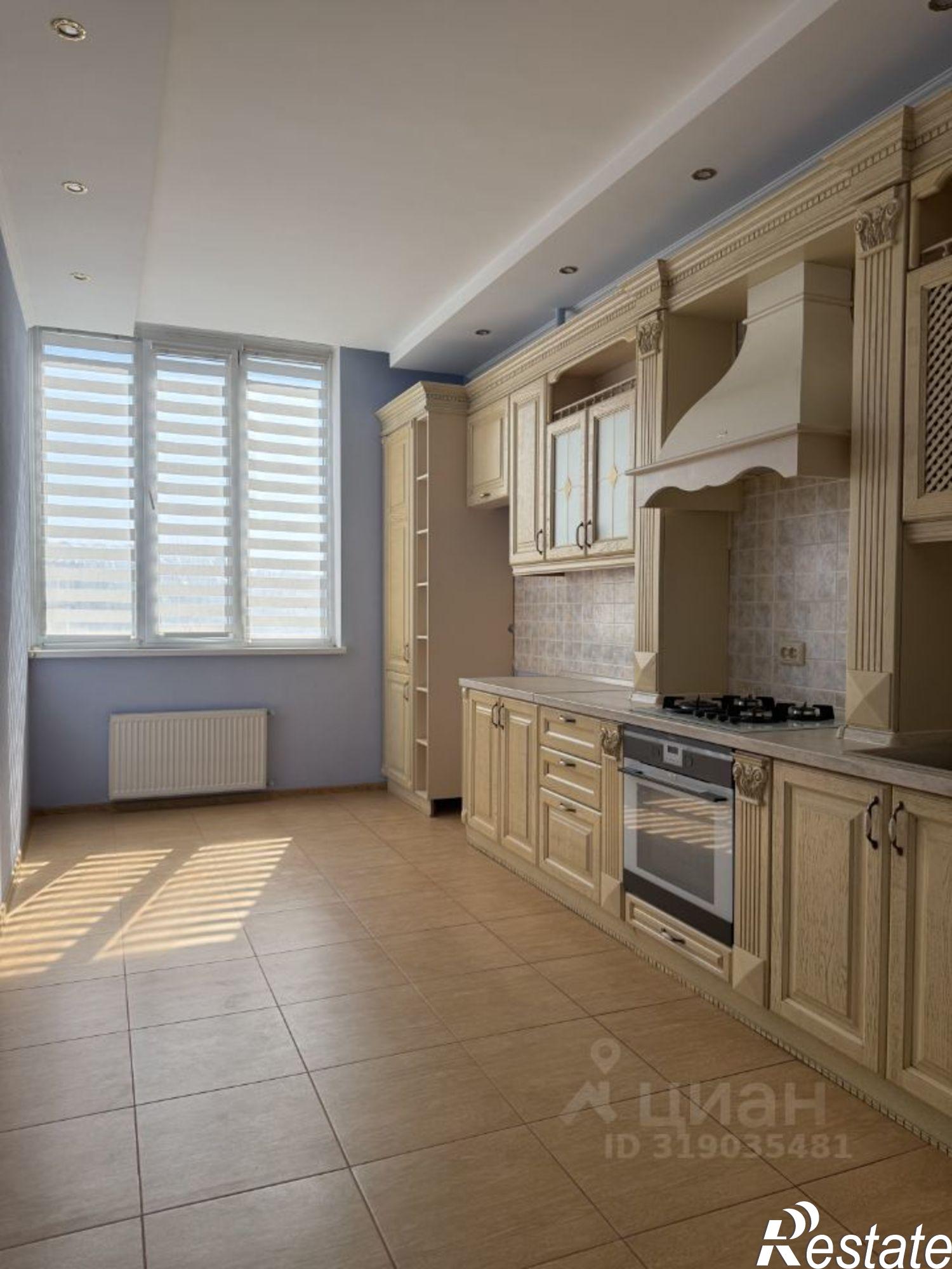 Купить квартиру за 11 000 000 рублей на улица Тренёва, 21