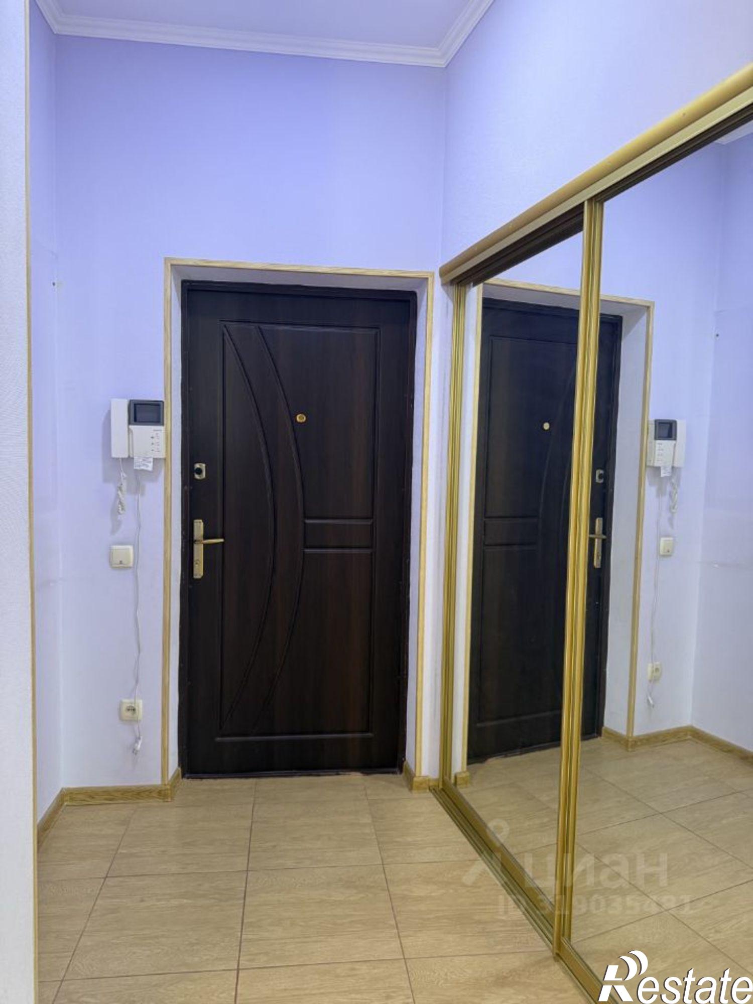 Купить квартиру за 11 000 000 рублей на улица Тренёва, 21