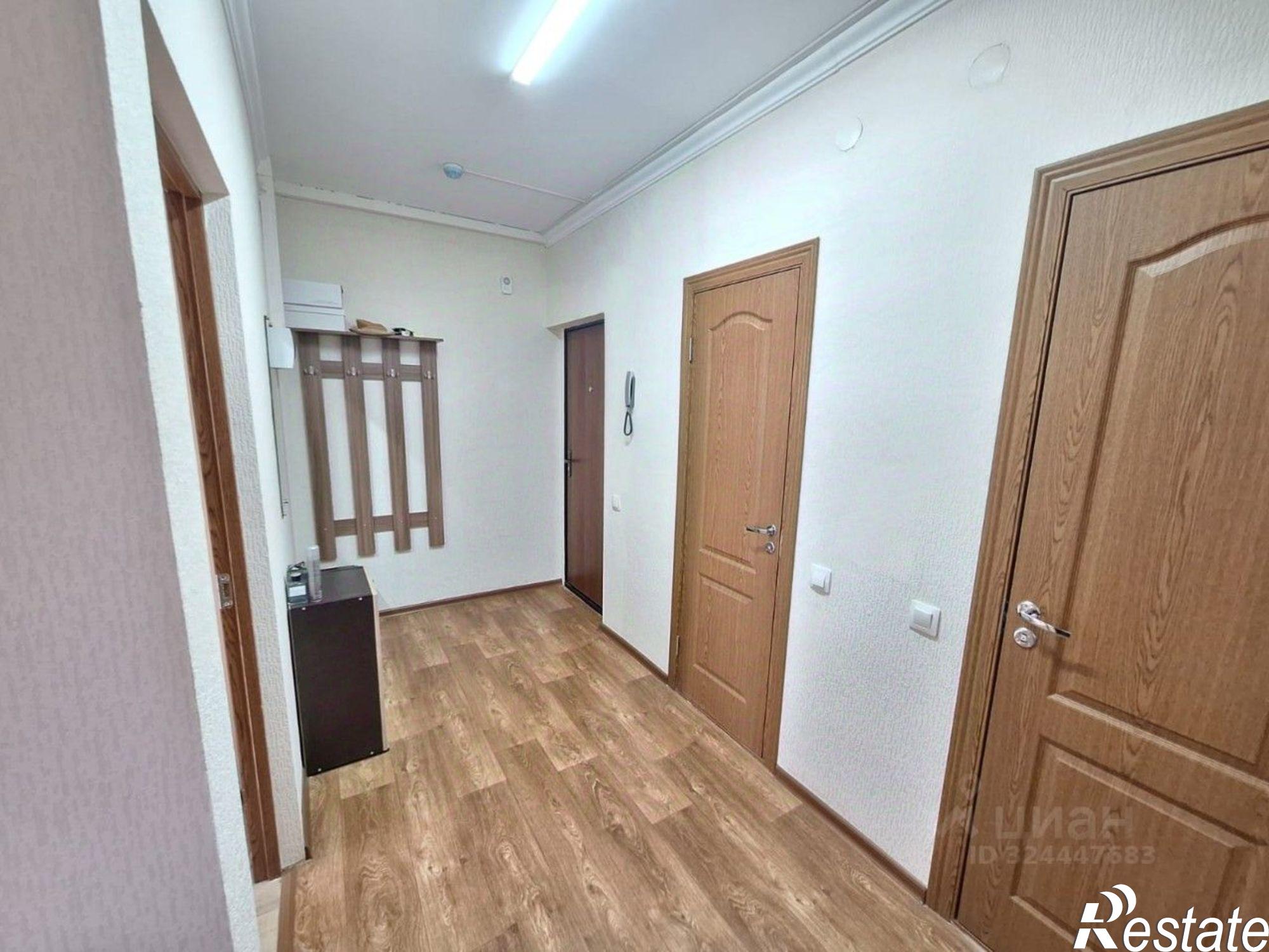 Купить квартиру за 10 000 000 рублей на ул Спера, 66