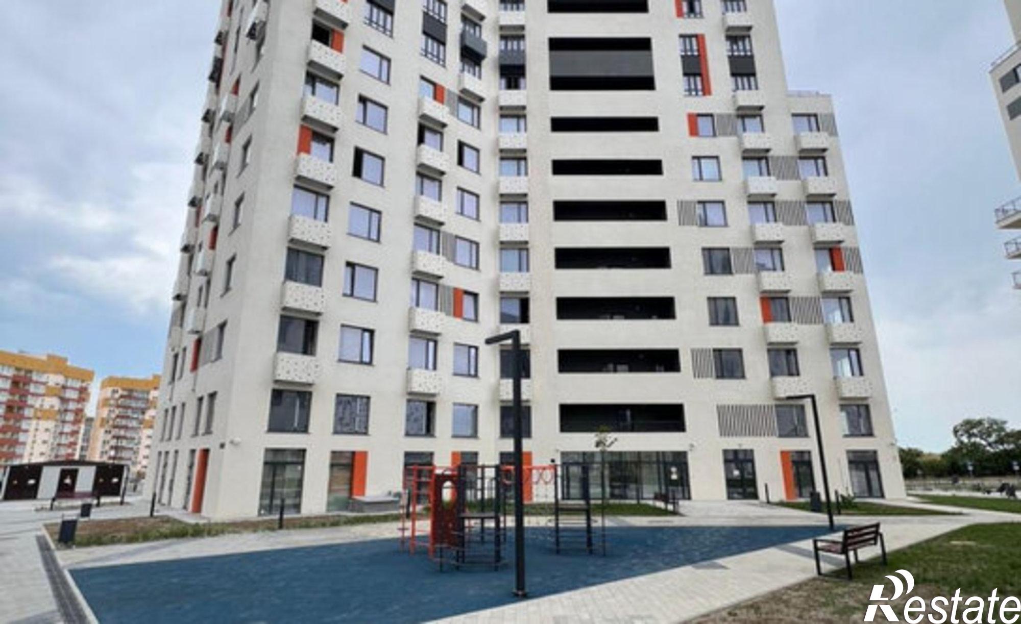 Купить квартиру за 5 850 000 рублей на проспект Александра Суворова, 19