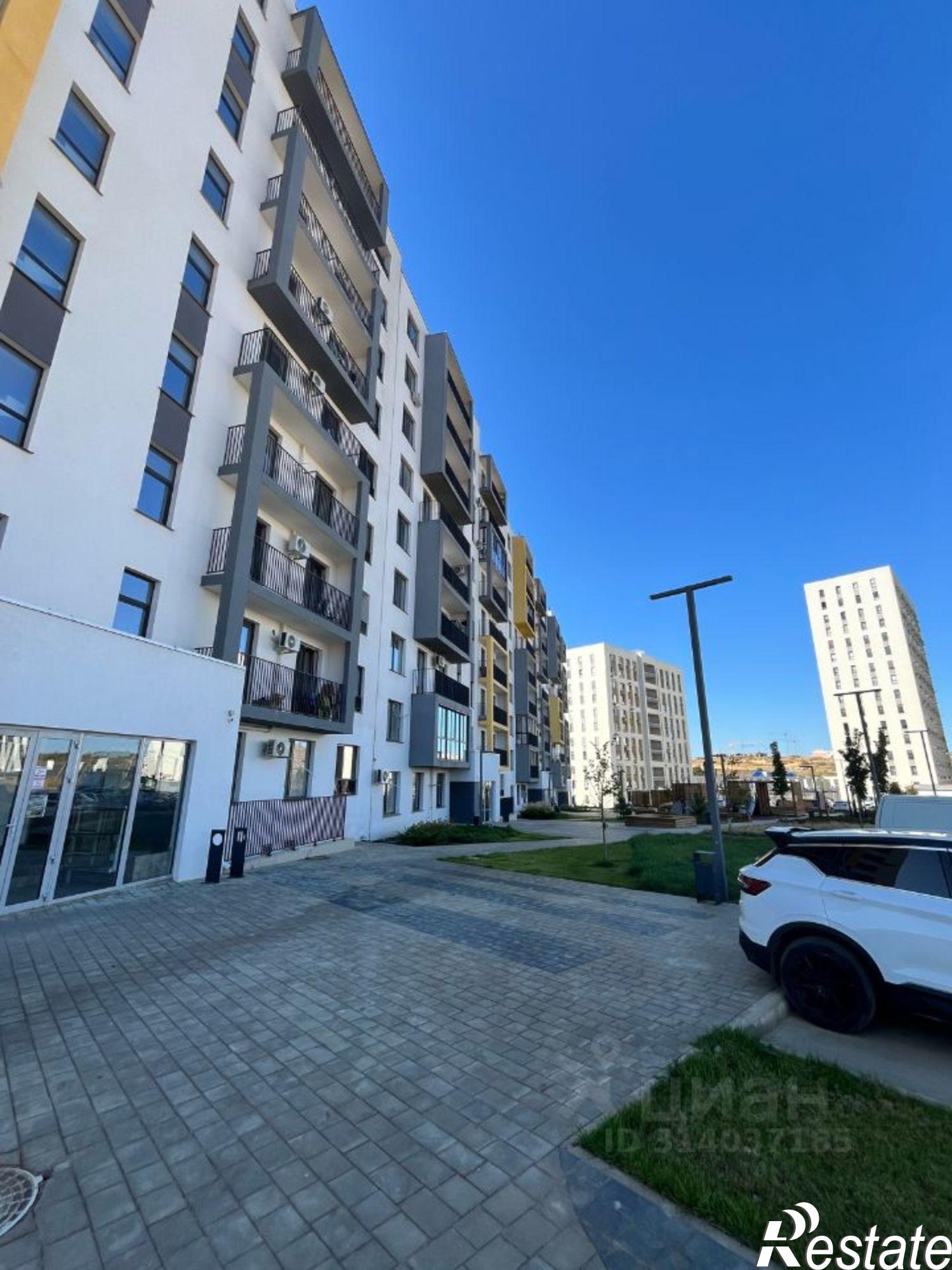 Купить квартиру за 7 600 000 рублей на пр-кт Александра Суворова, 103