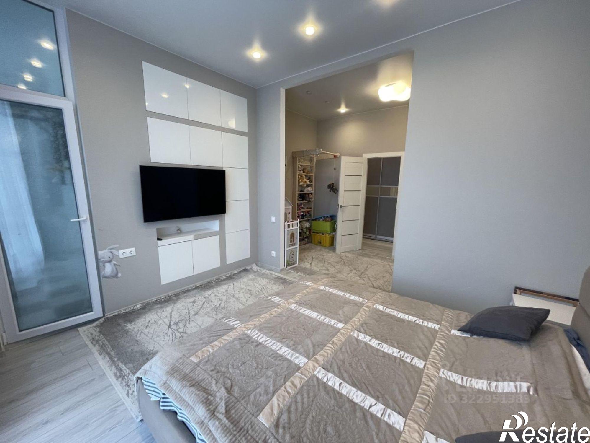 Купить квартиру за 14 650 000 рублей на ул Набережная имени 60-летия СССР, 50 5