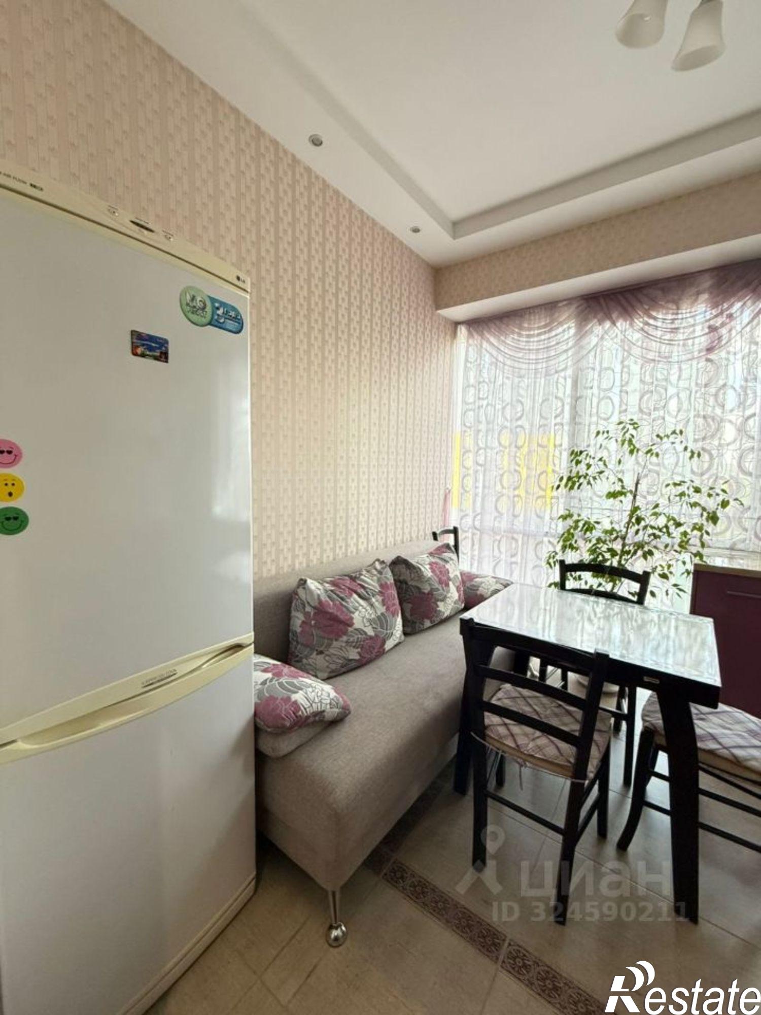 Сдать квартиру за 55 000 рублей на улица Беспалова, 110В