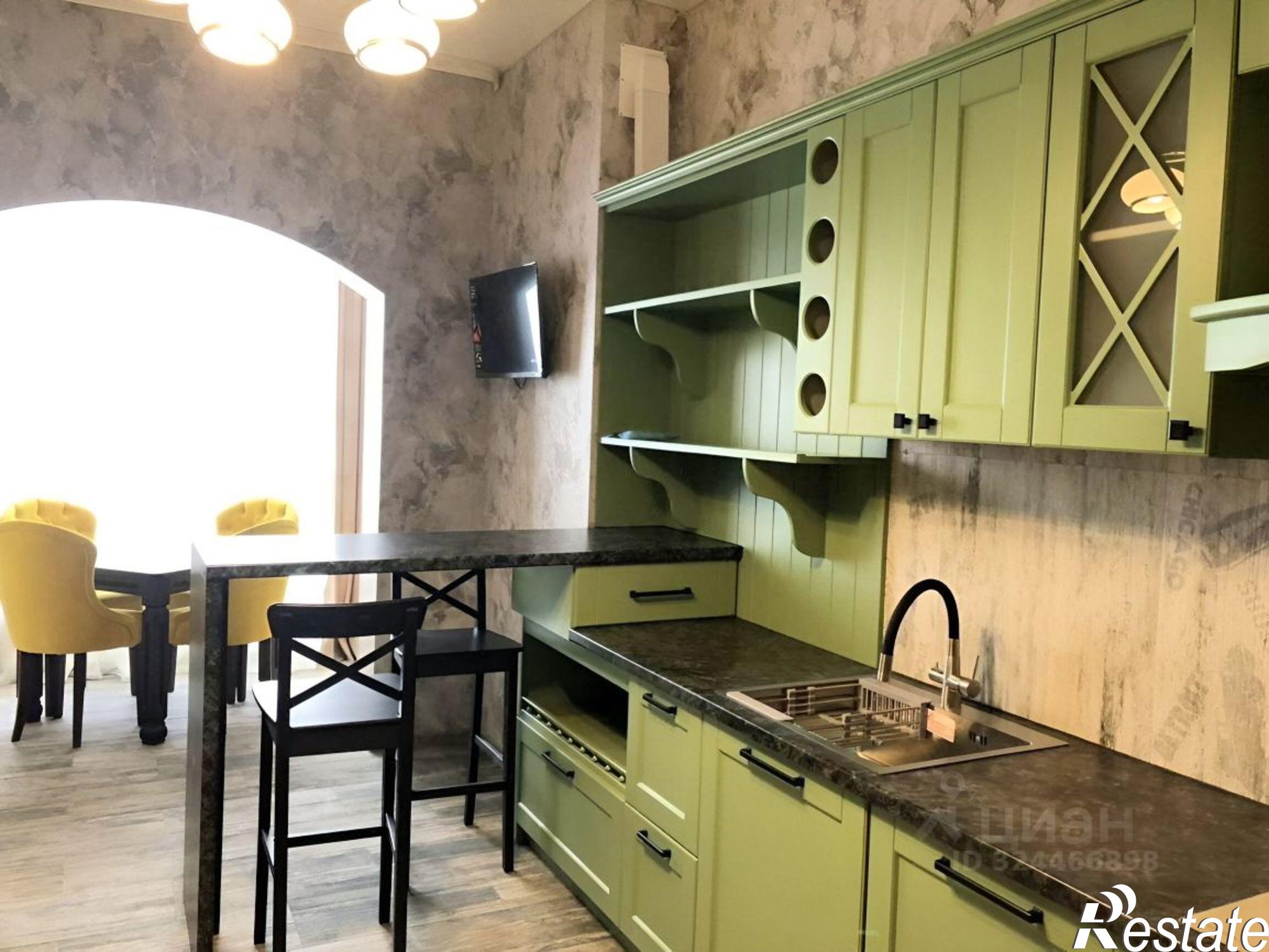 Сдать квартиру за 60 000 рублей на улица Павленко, 3