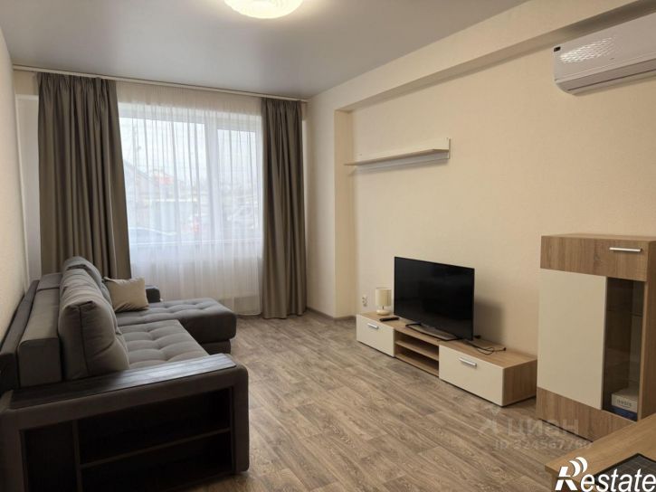 2-комн квартира улица 51-й Армии, 124,  д. 124