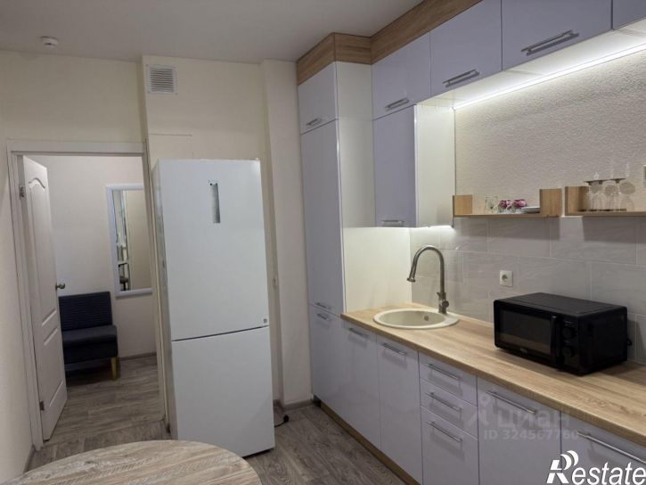 2-комн квартира улица 51-й Армии, 124,  д. 124