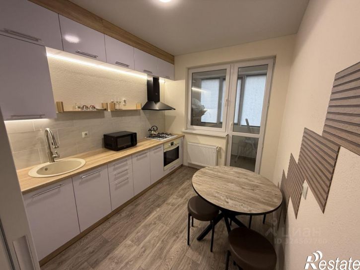 2-комн квартира улица 51-й Армии, 124,  д. 124