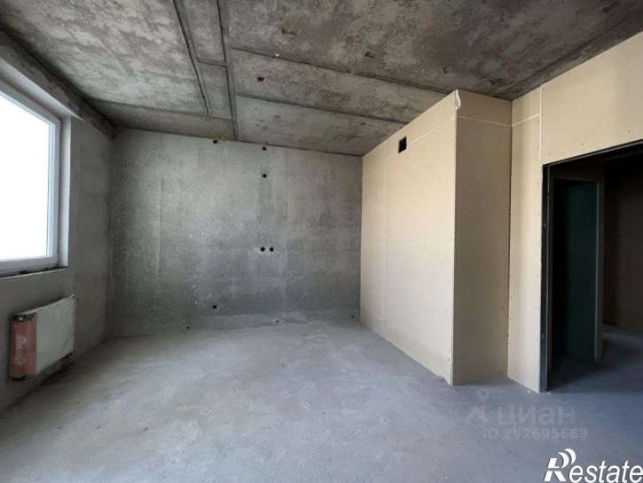 4-комн квартира Набережная улица, 75,  д. 75