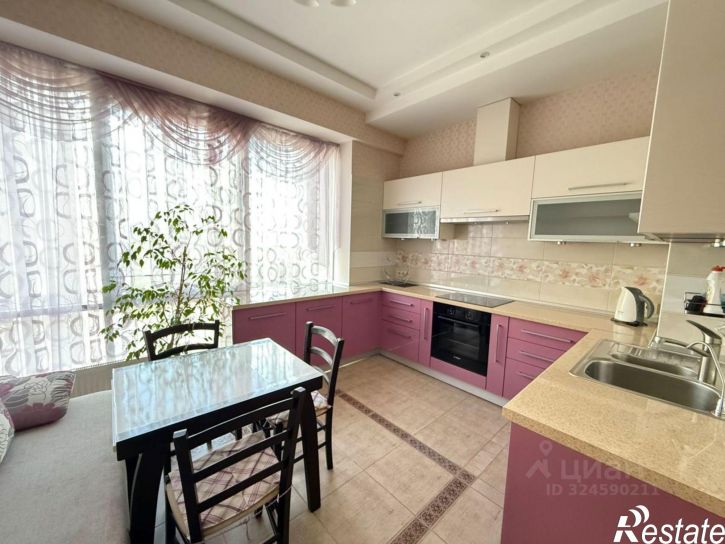 2-комн квартира улица Беспалова, 110В,  д. 110В