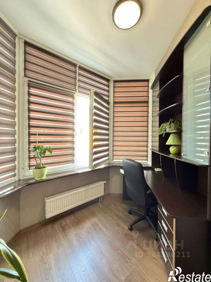 2-комн квартира улица Беспалова, 110В,  д. 110В