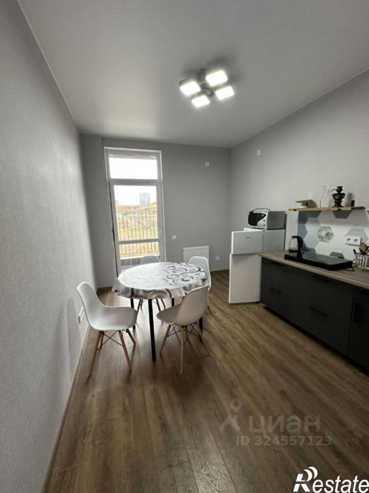 1-комн квартира проспект Александра Суворова, 101,  д. 101